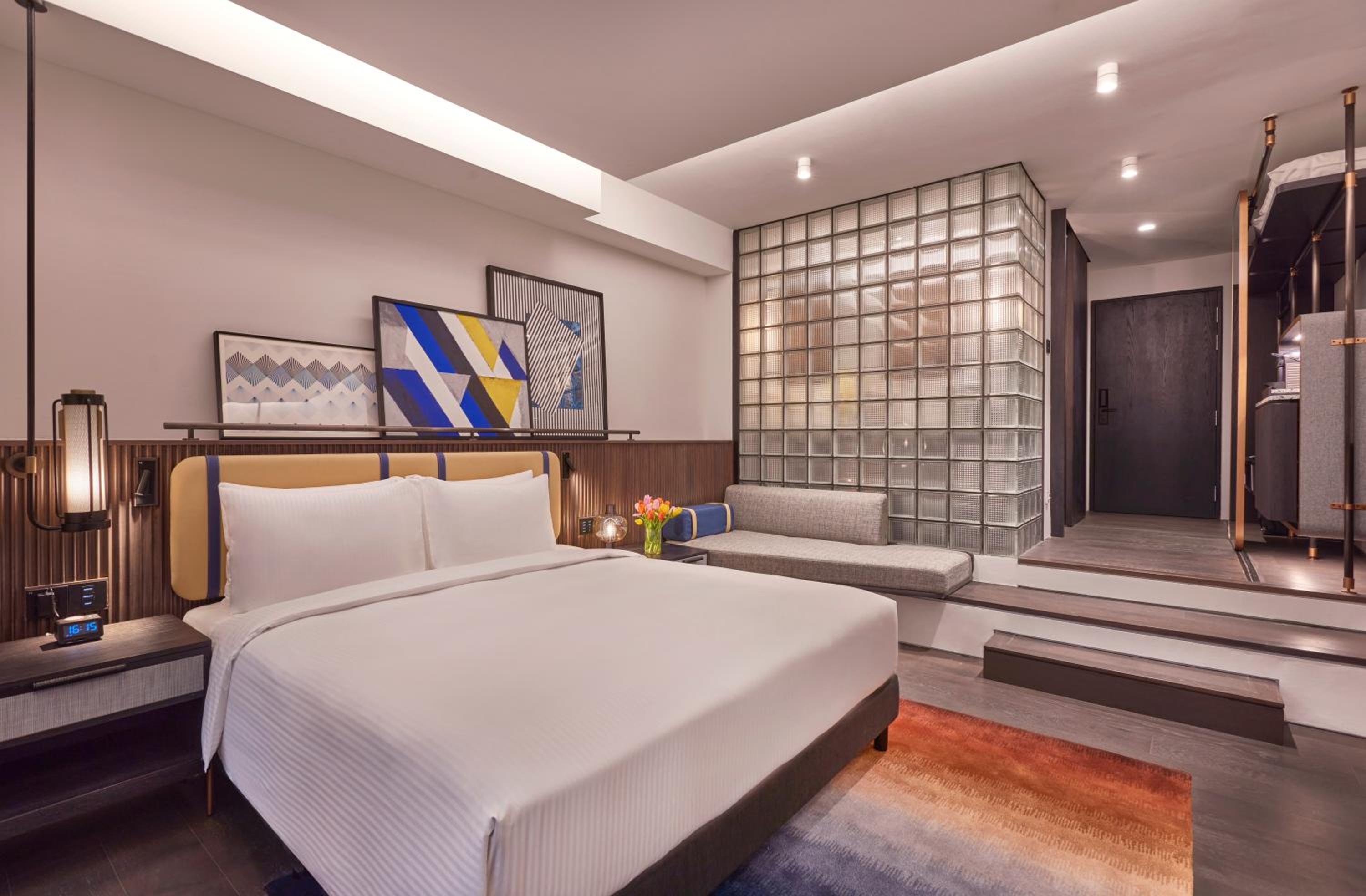 Club Residence, 1 King Bed, Lounge Access