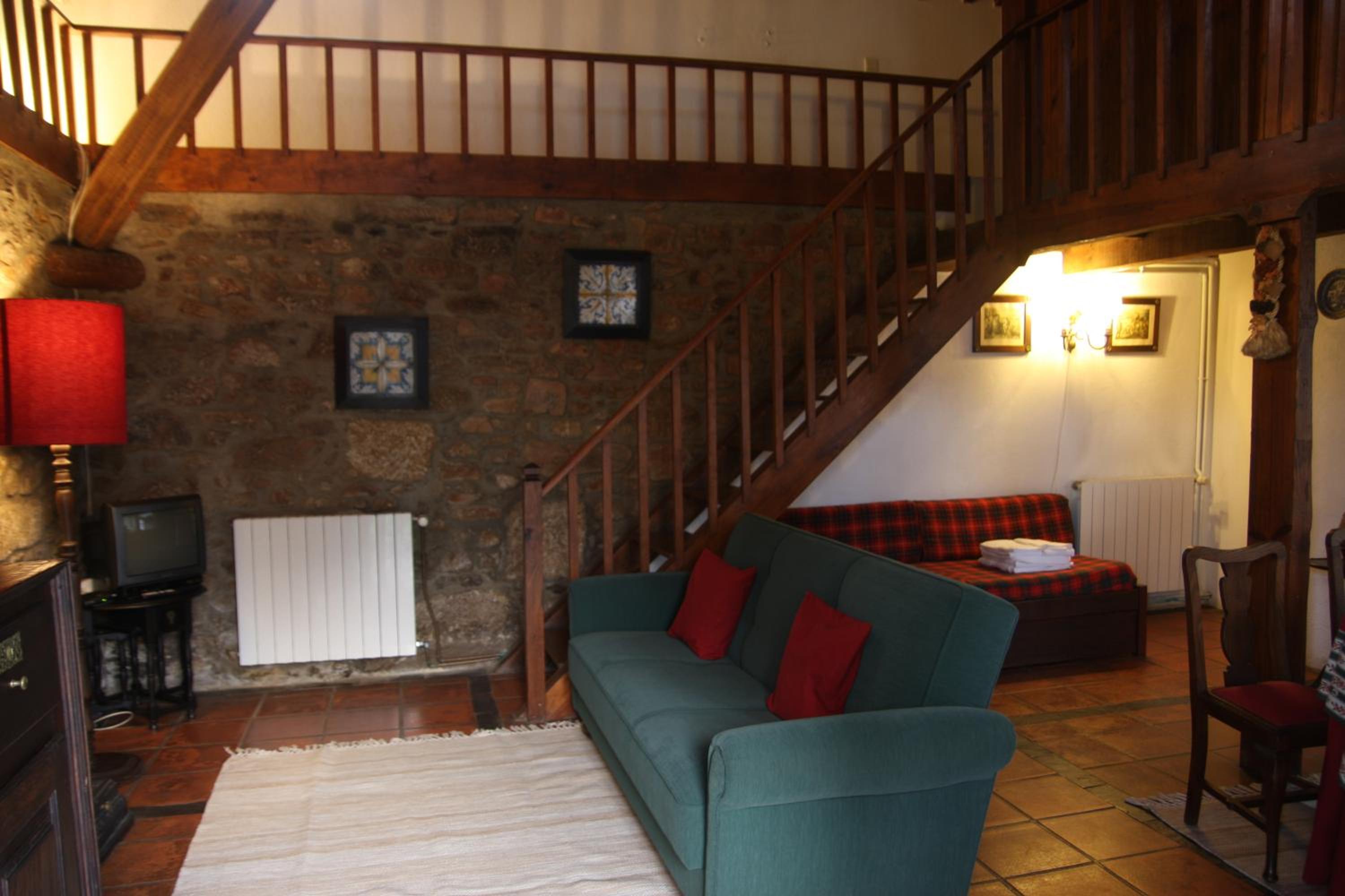 Two-Bedroom Apartment - Photo 15