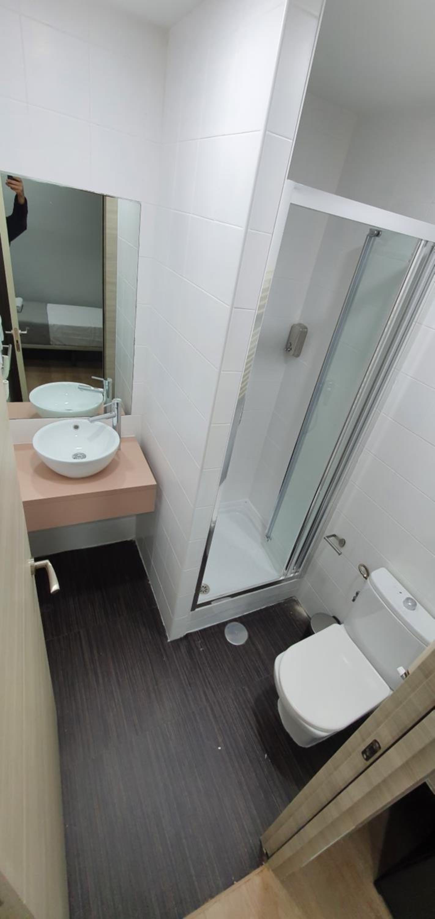 Small Single Room photo 2
