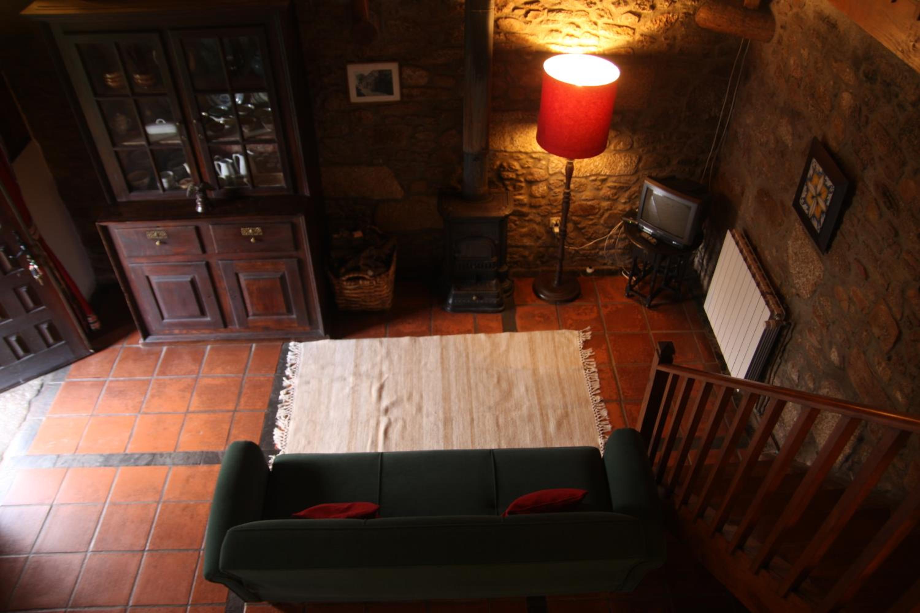 Two-Bedroom Apartment - Photo 2
