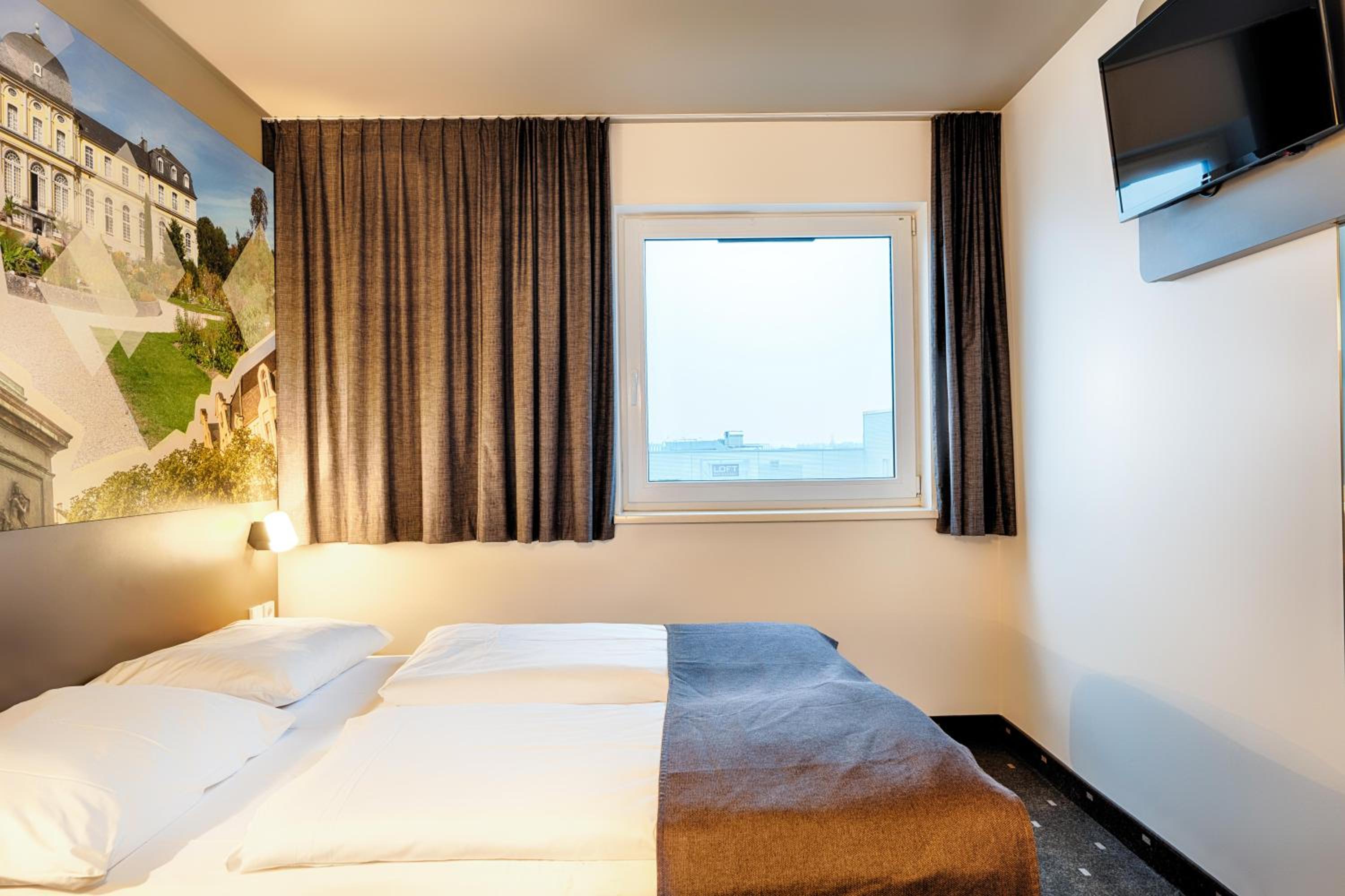 Double Room - Photo 2