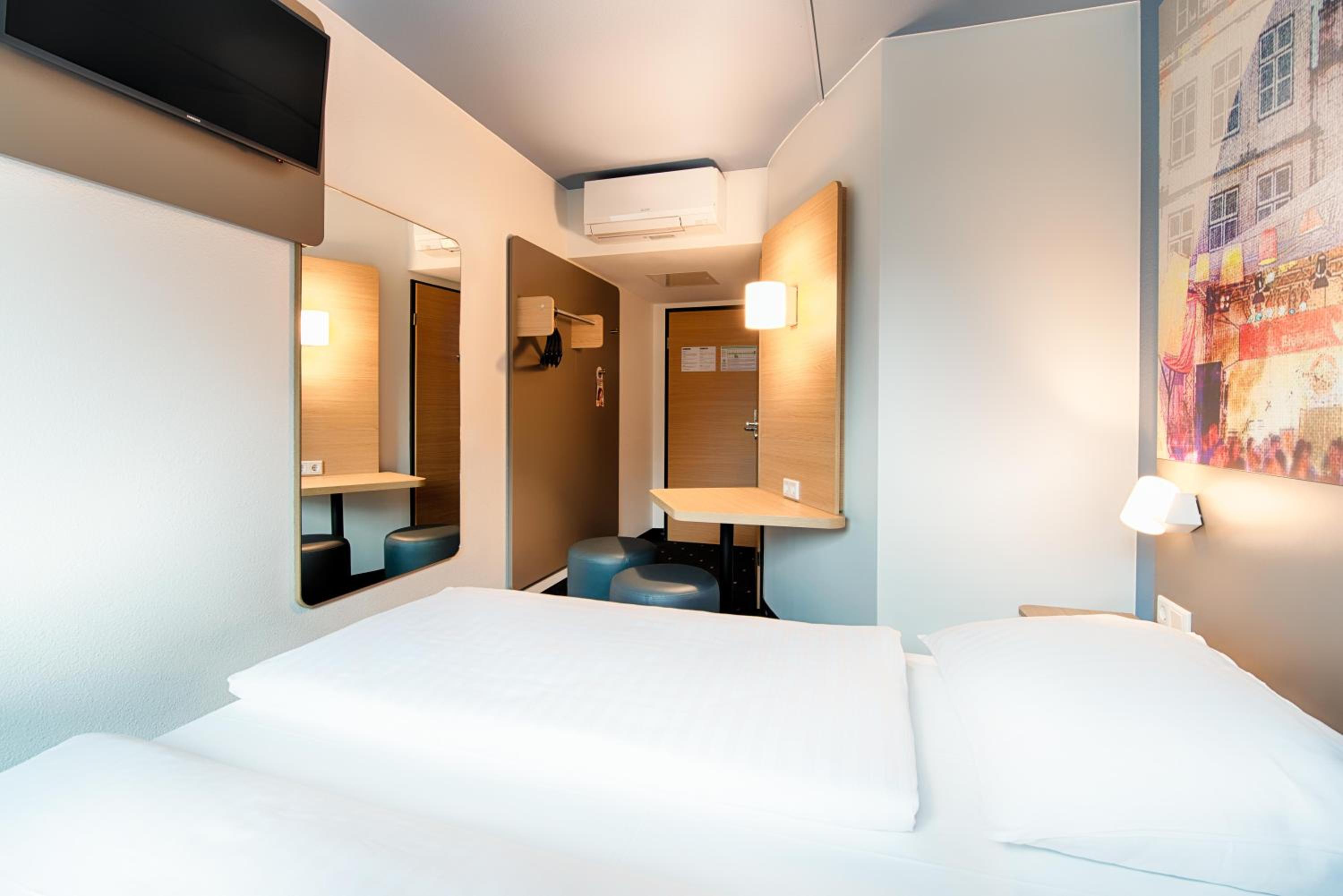 Double Room - Photo 2