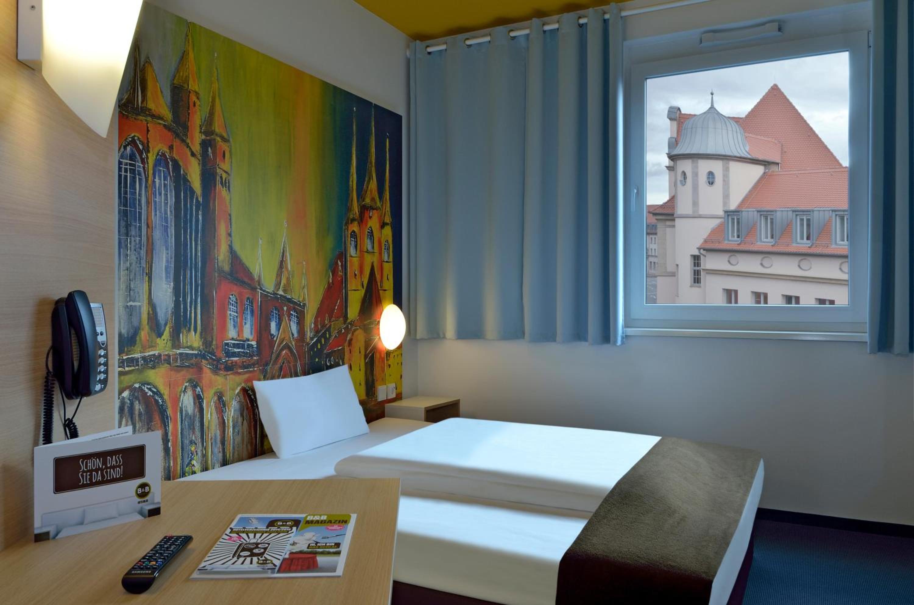 Double Room - Photo 5