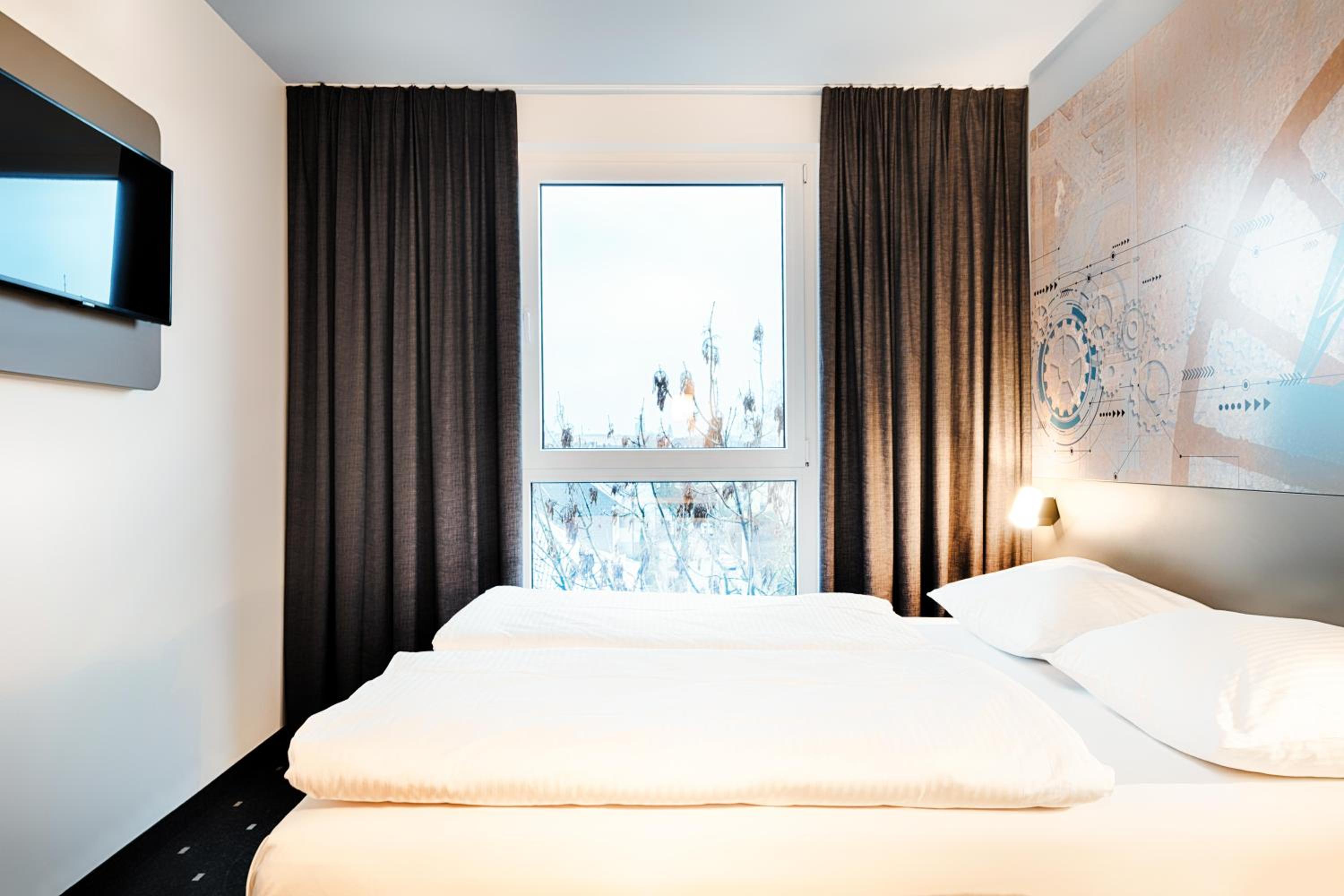 Double Room - Photo 4