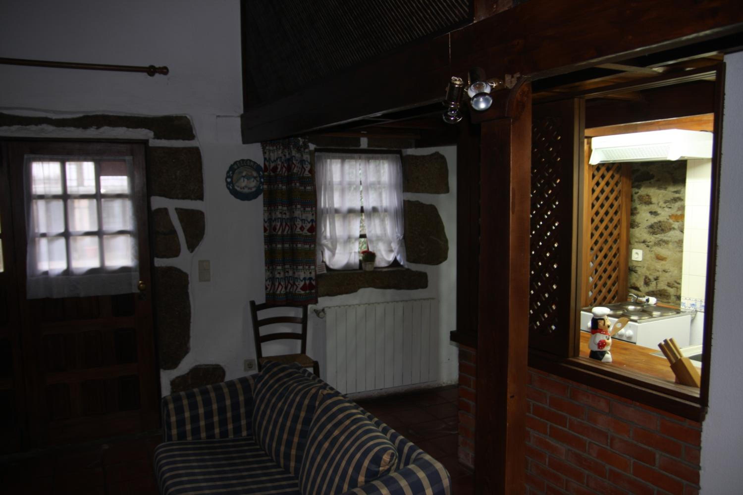 One-Bedroom Apartment - Photo 12