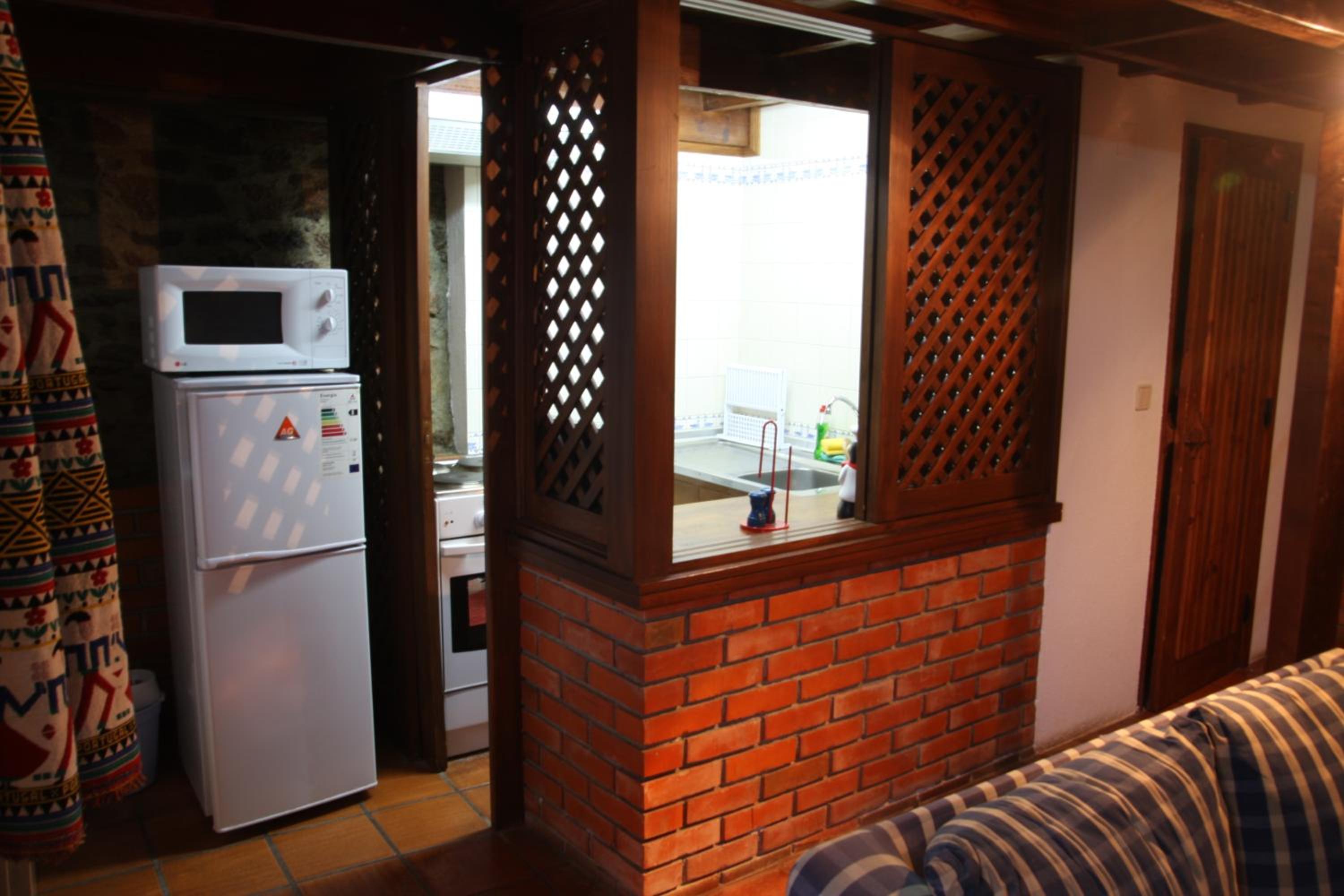 One-Bedroom Apartment - Photo 10