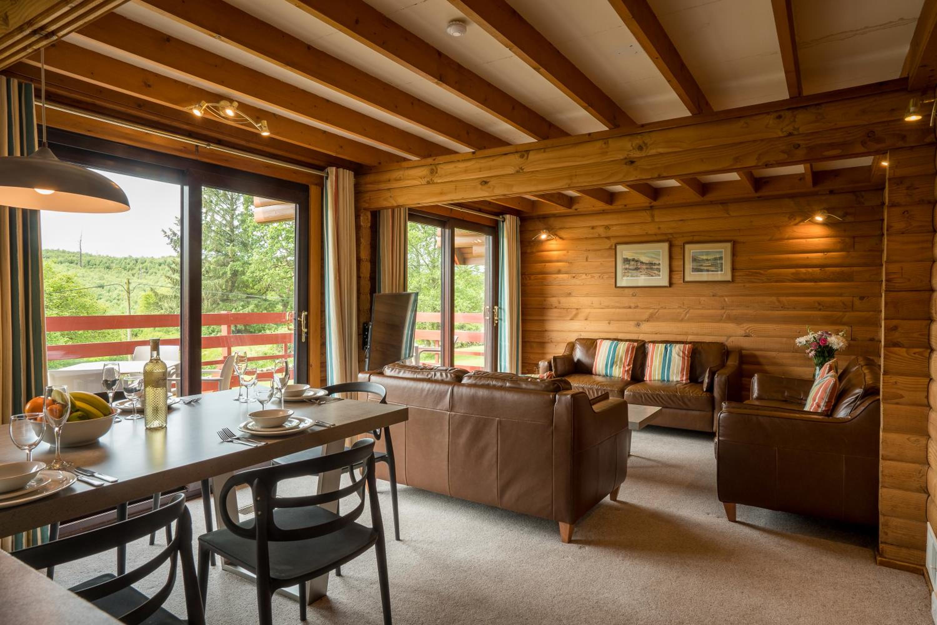Three-Bedroom Chalet photo 3