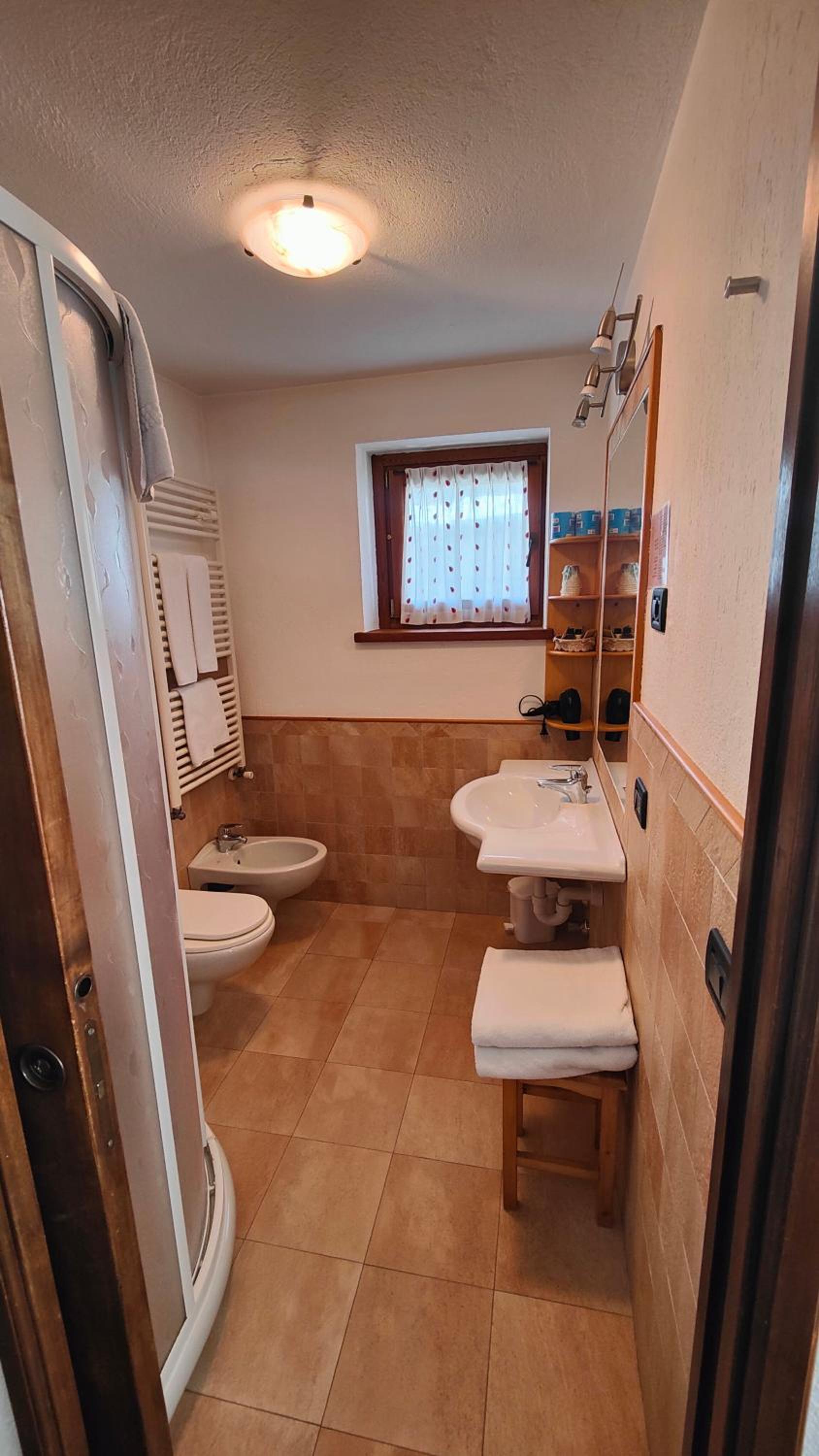 Double Room with Patio - Photo 4