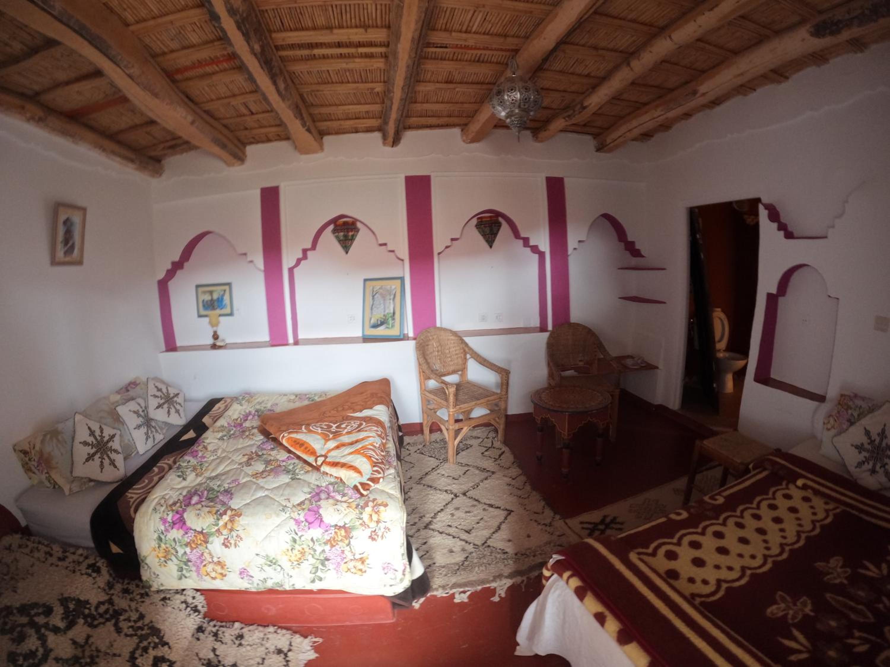 Double or Twin Room with Balcony - Photo 1