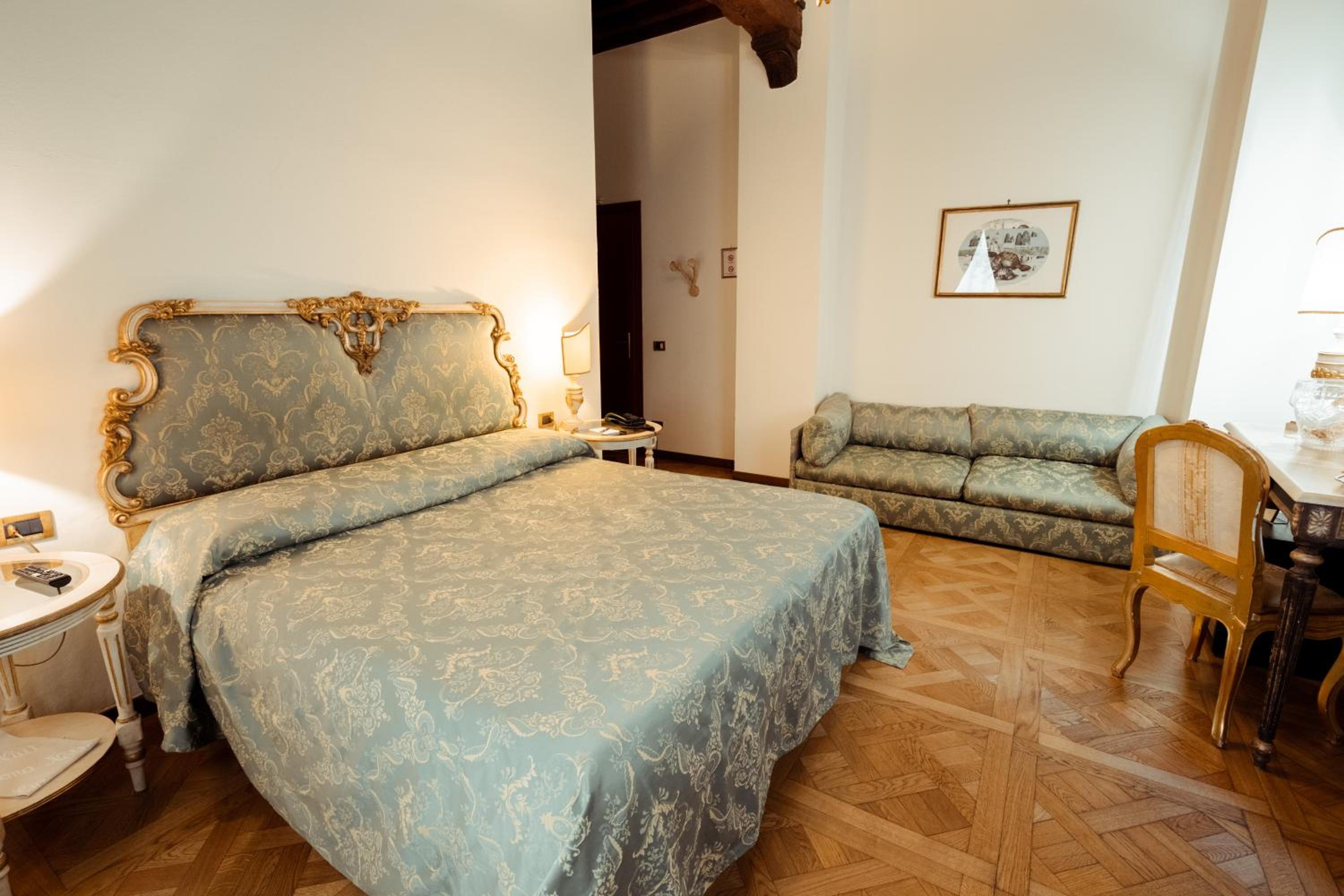 Double or Twin Room - Photo 1