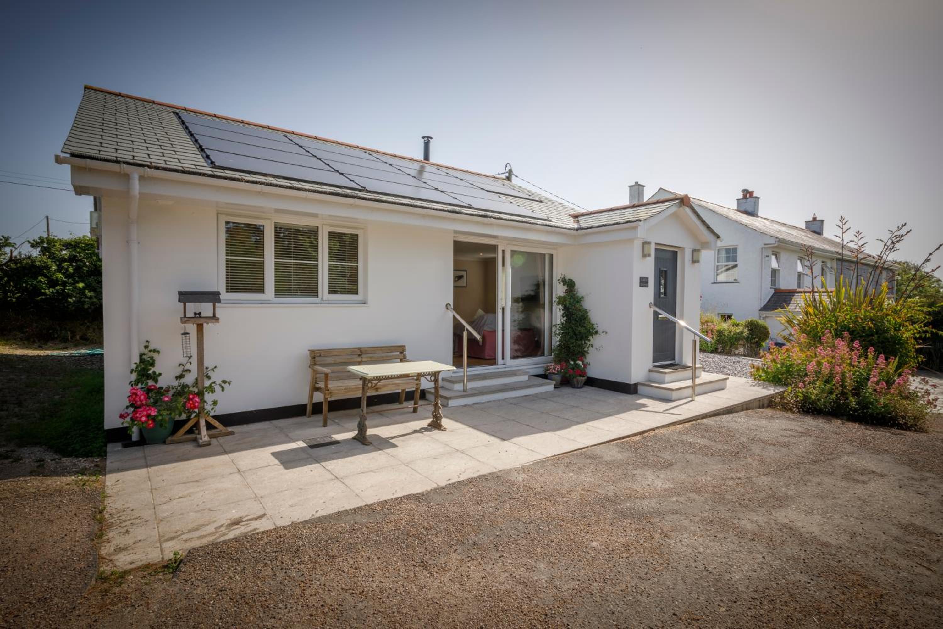 Cottage with Garden View photo 3