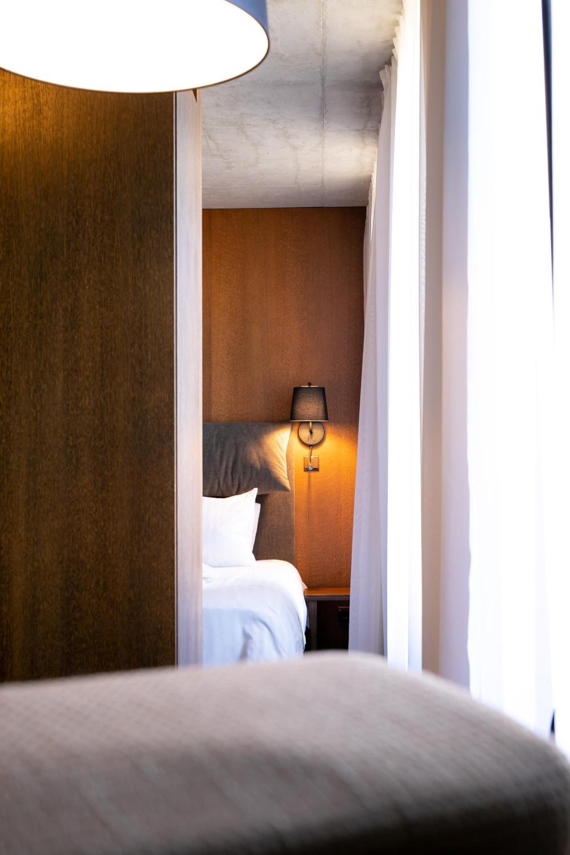 Suite with Spa Access photo 2