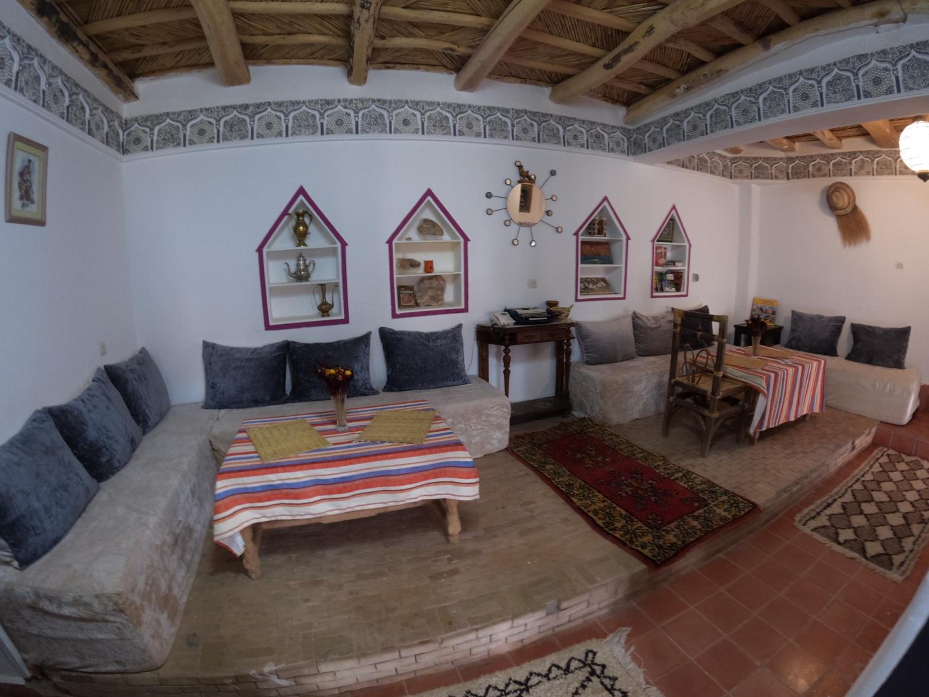 Double Room with Garden View - Photo 7