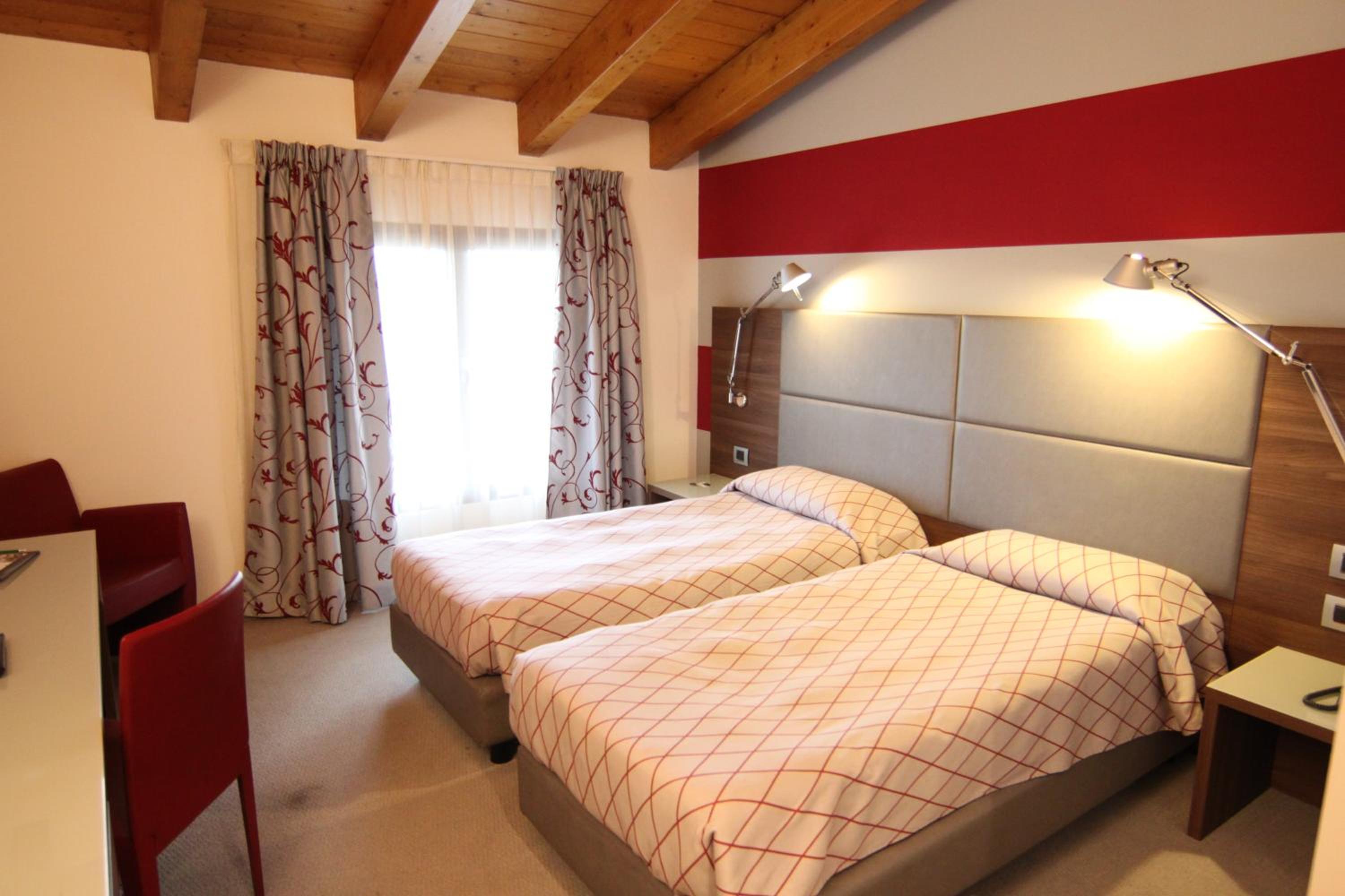 Triple Room - Photo 5