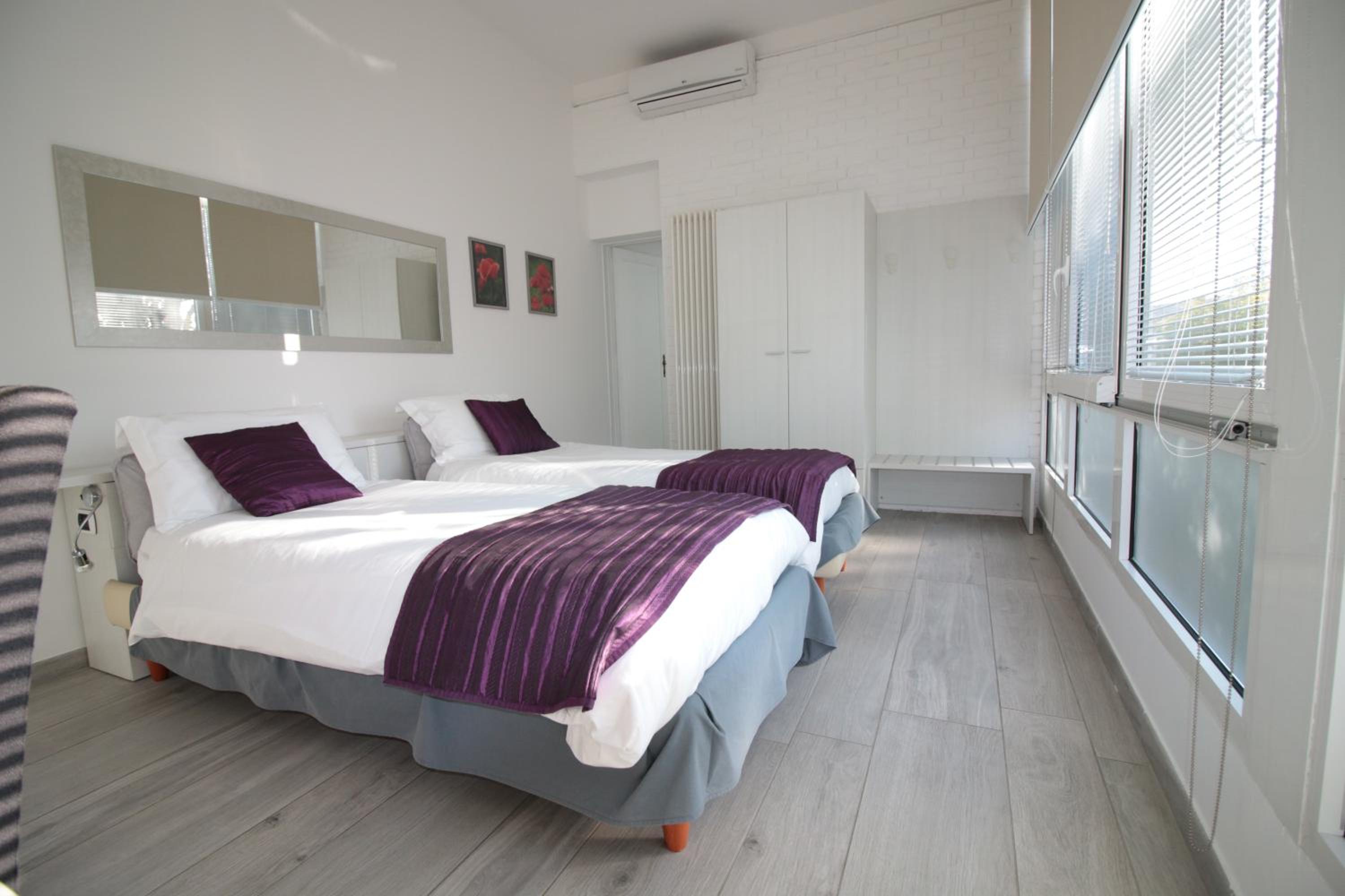 Deluxe Twin Room photo 1
