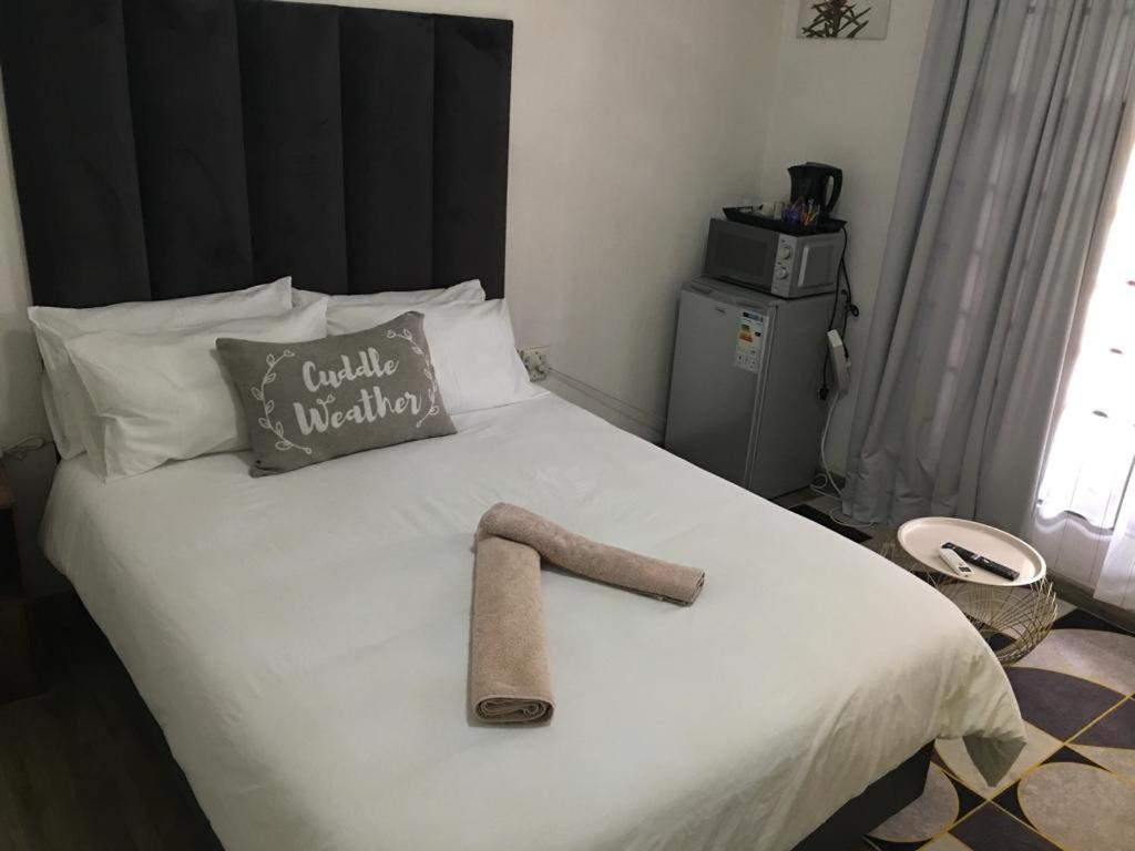 Deluxe Double or Twin Room photo 1
