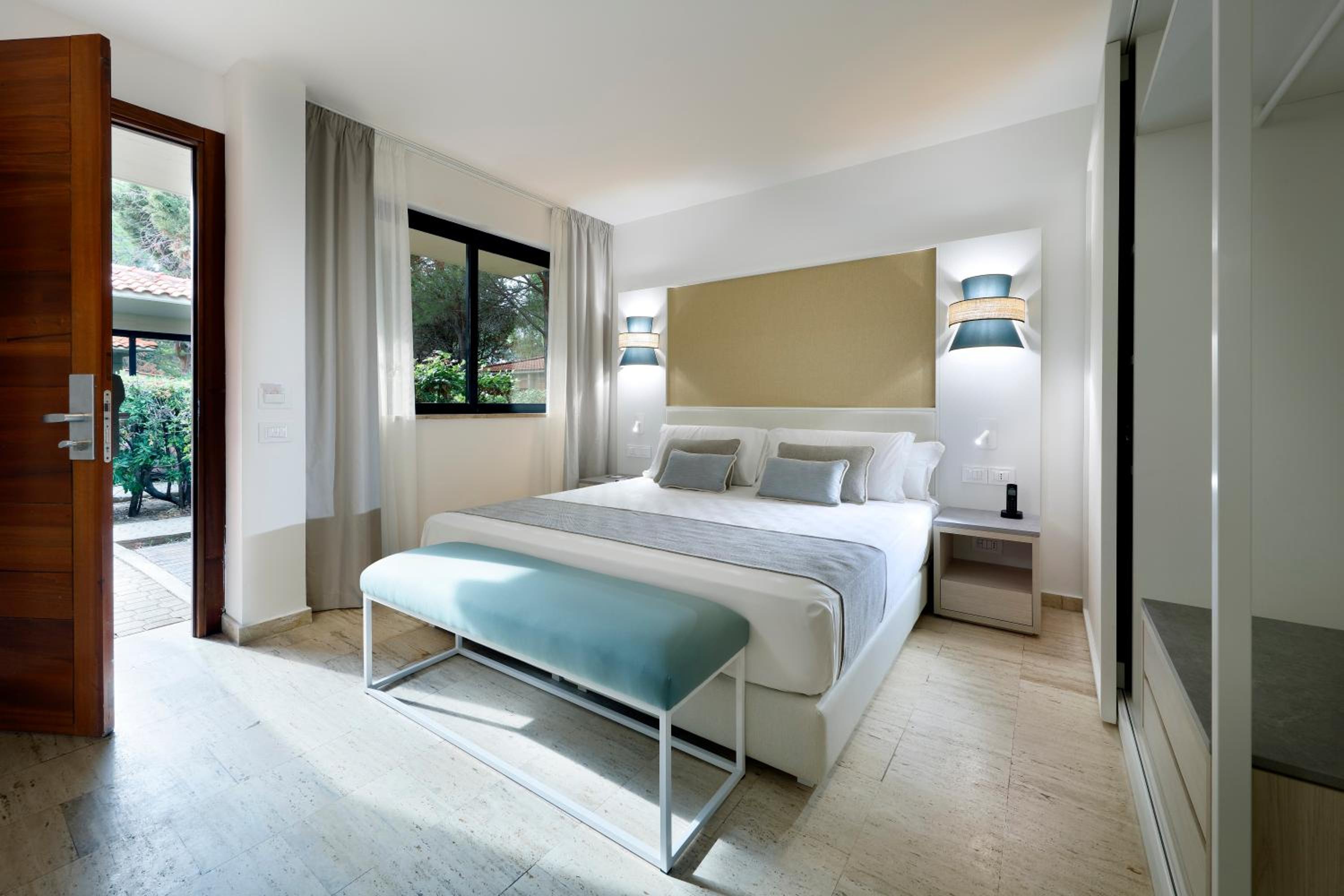   Signature Level Bungalow Deluxe - Photo 1