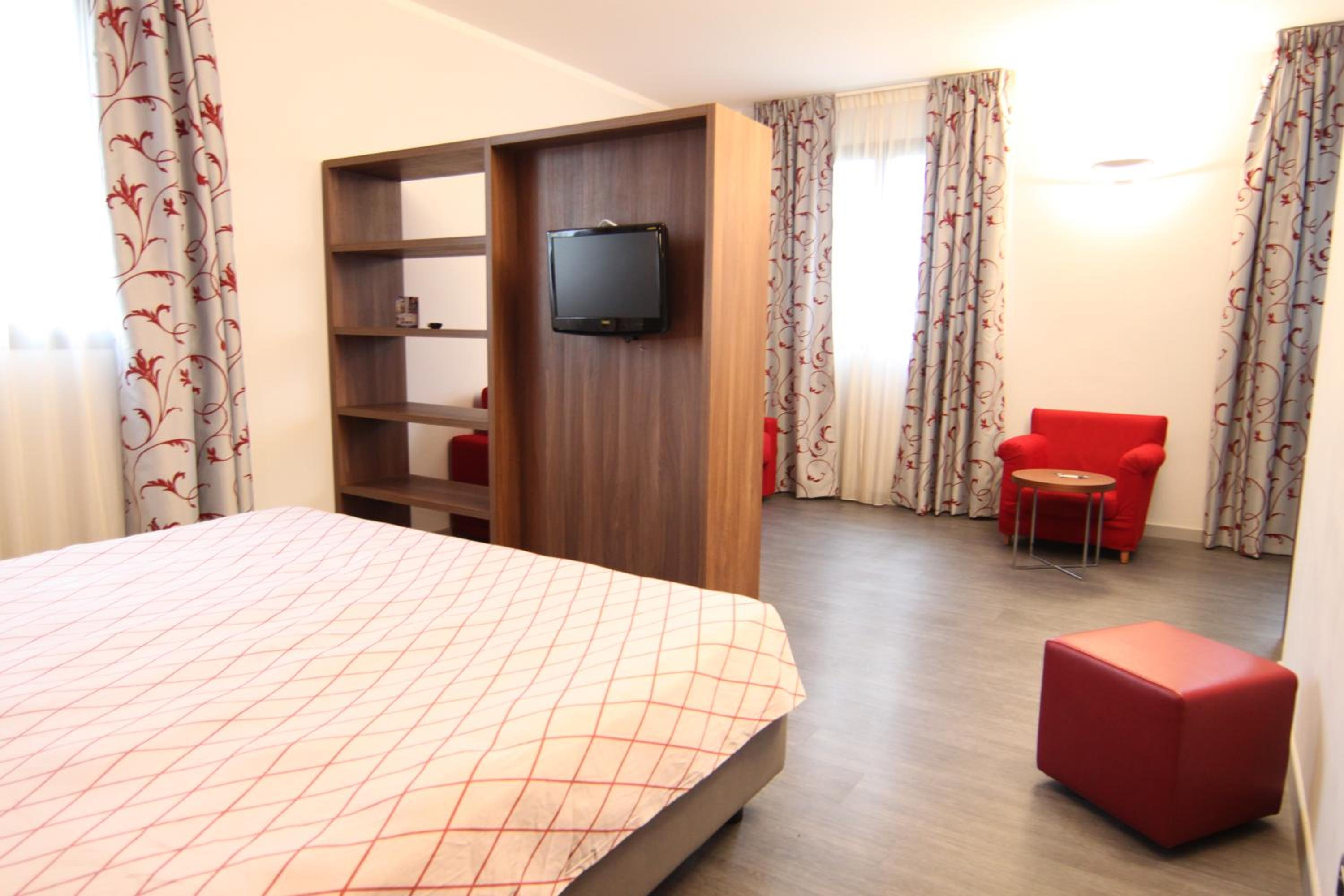 Junior Suite - Photo 1