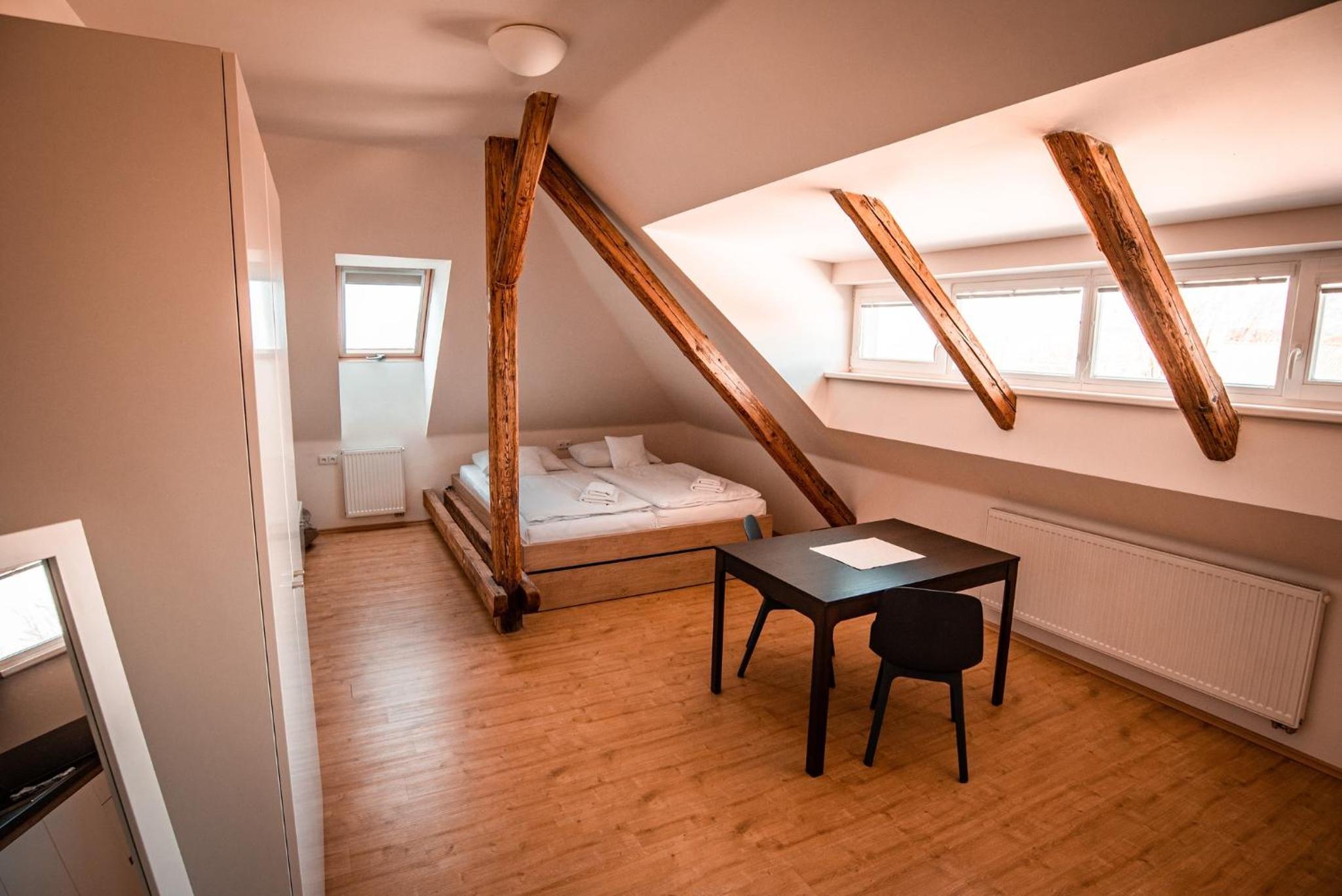 Apartment photo 1