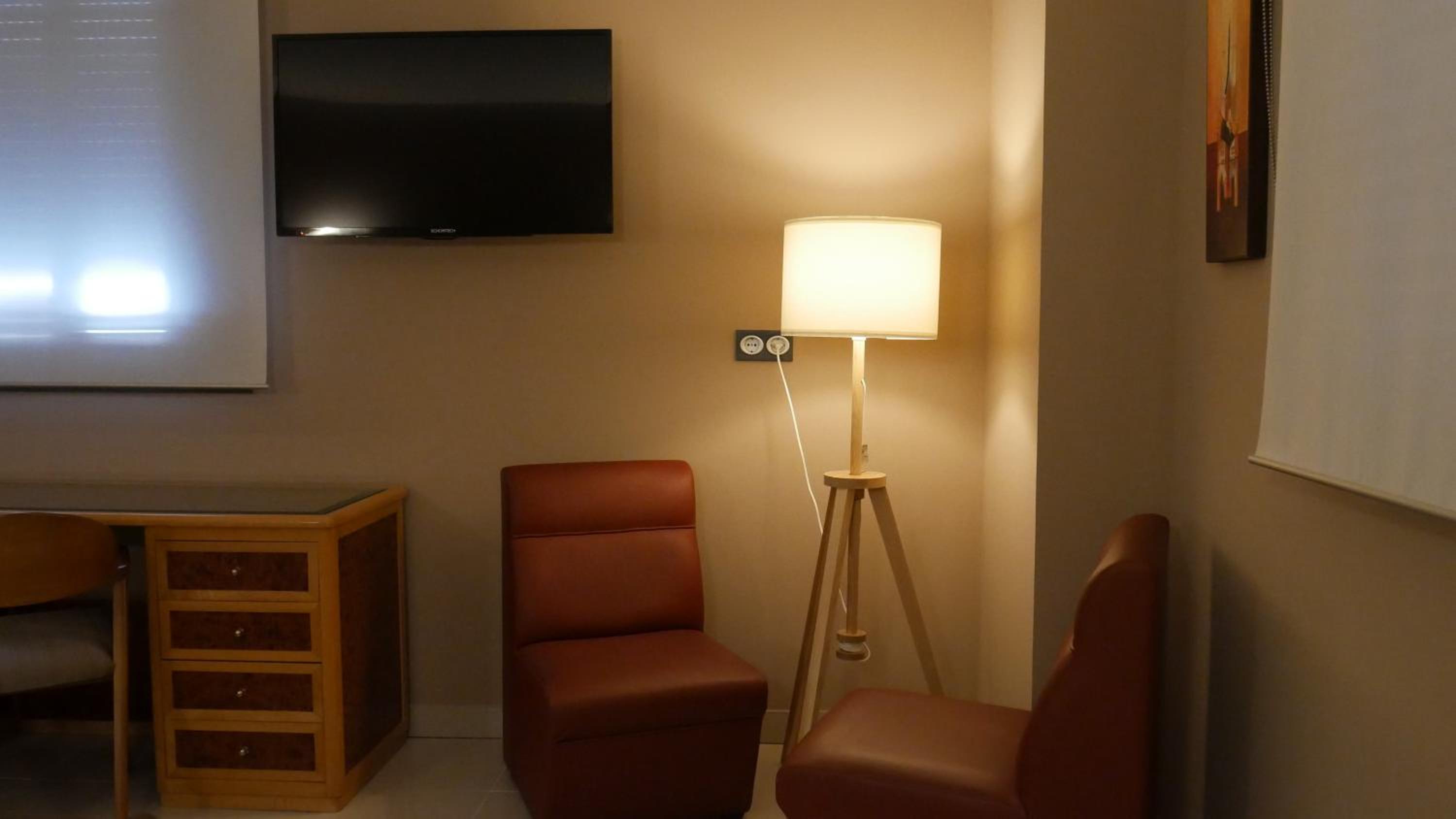 Standard Twin Room photo 3
