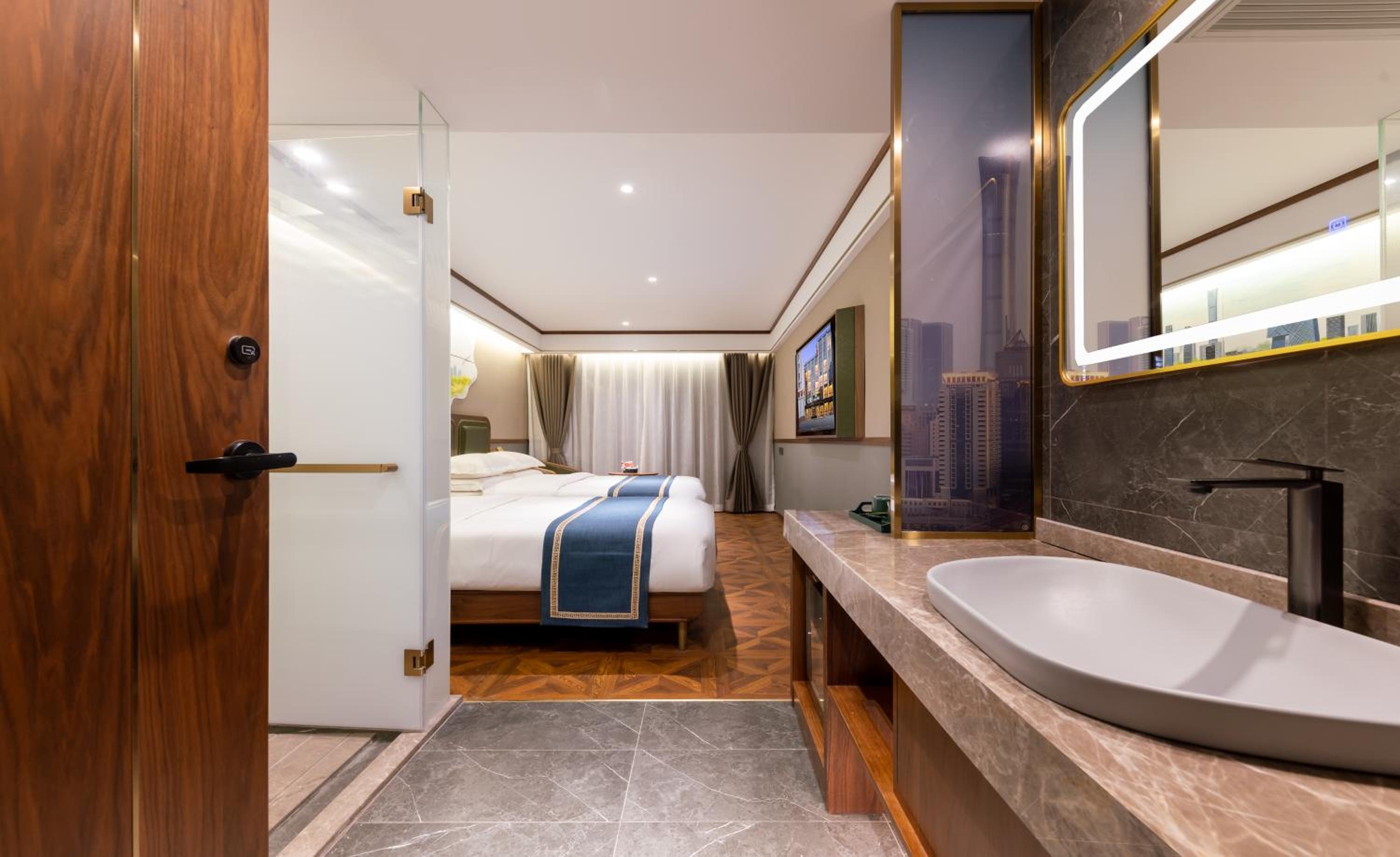 Classic Business Double Room - Photo 4