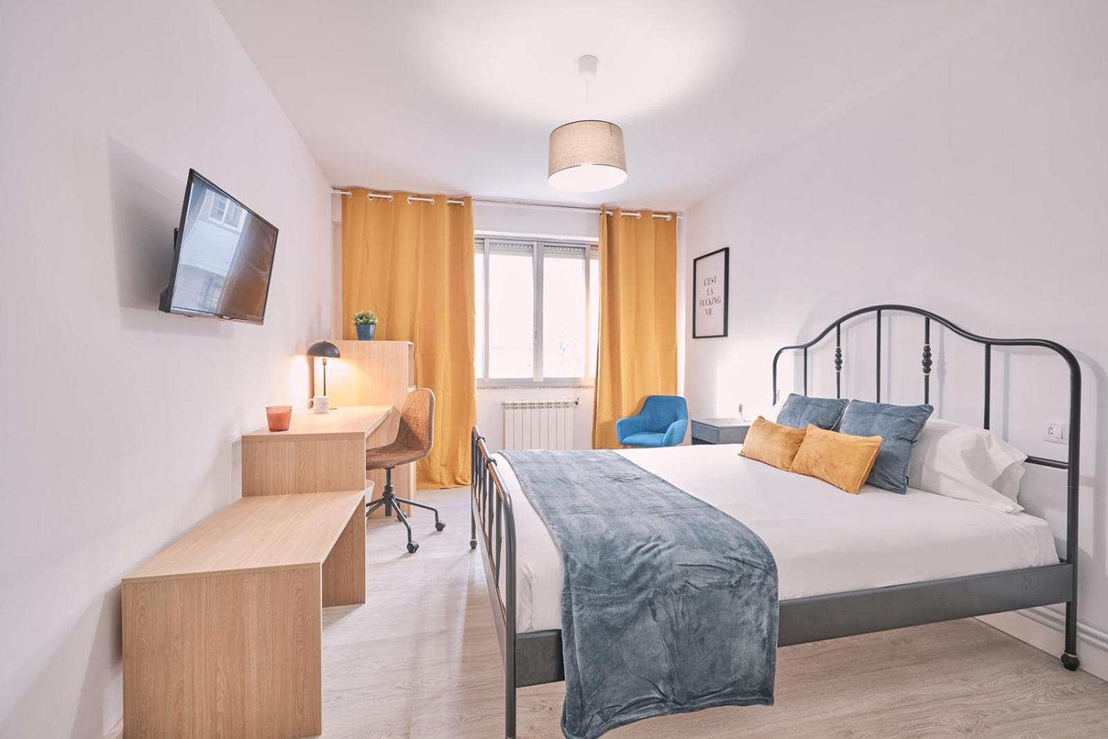 Habitación Doble con Baño Privado