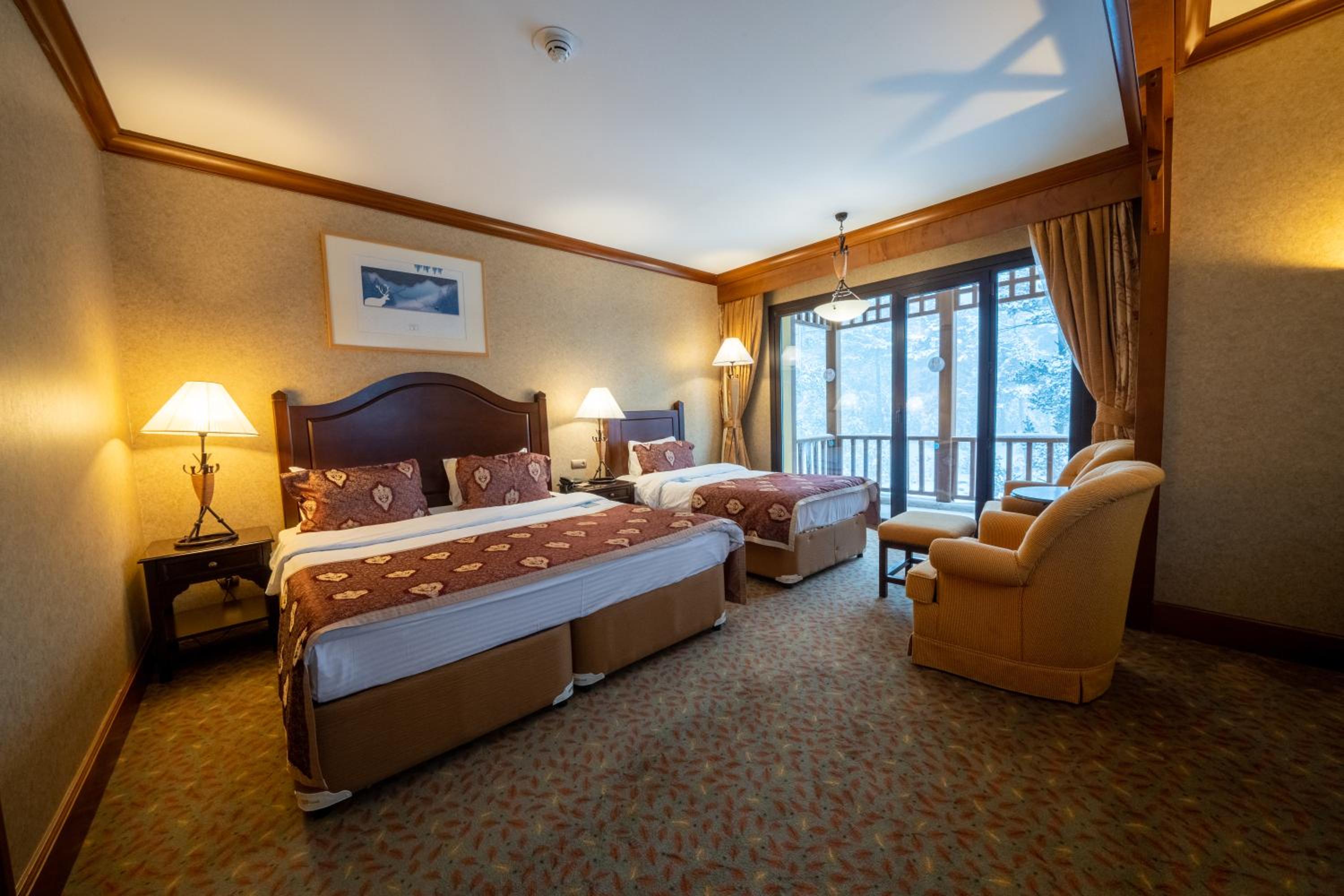 Budget Double Room photo 2