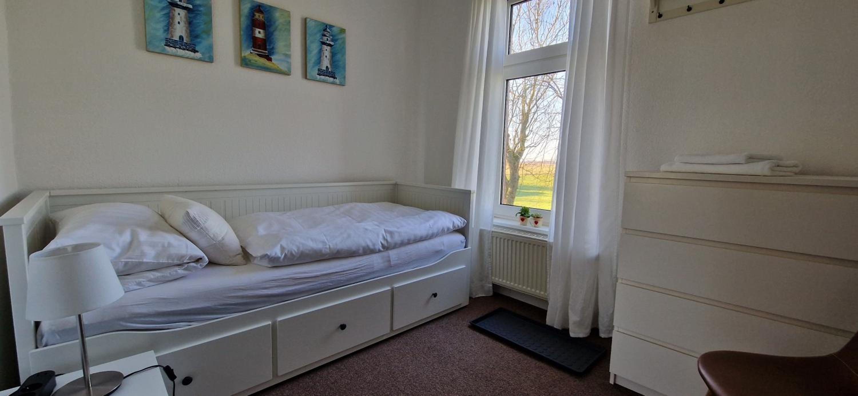 Single Room photo 2