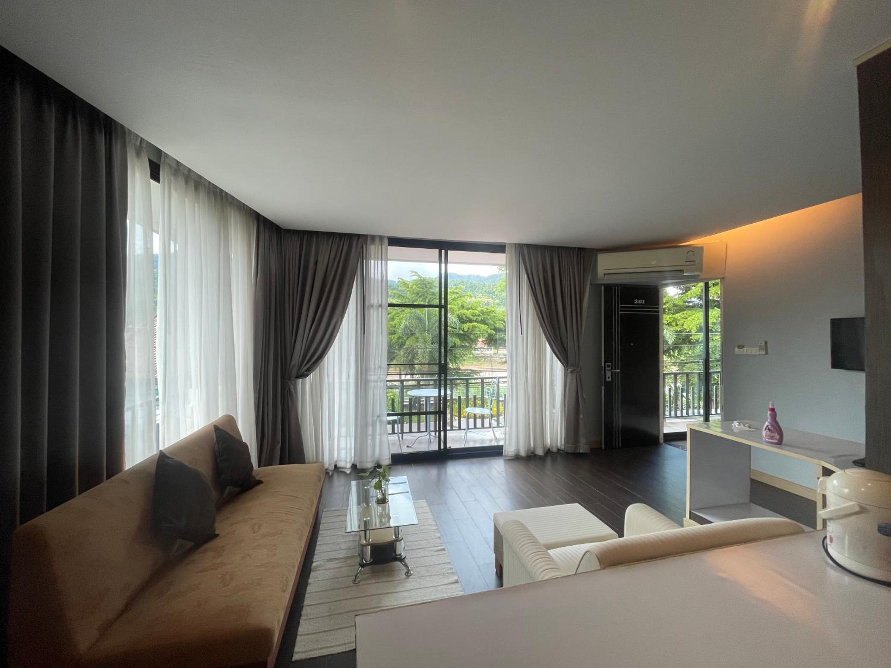 Suite with River View photo 2