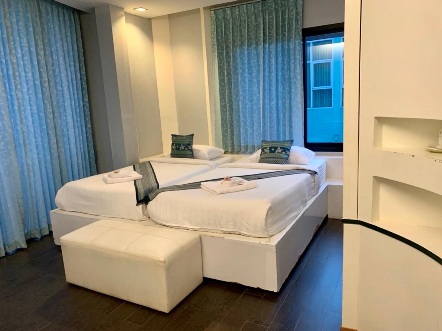 Deluxe Double or Twin Room - Photo 18