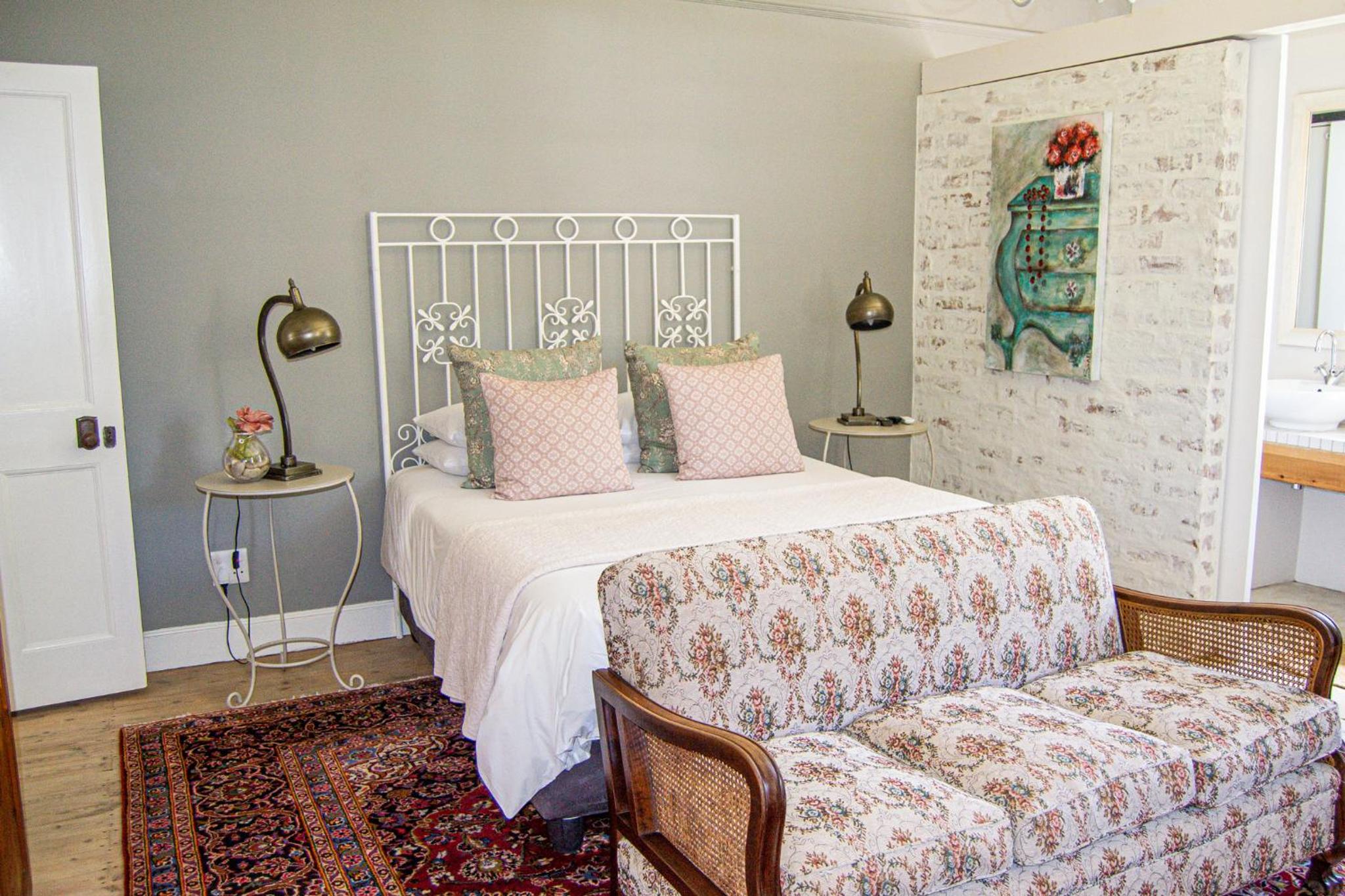 Queen Room with Bathroom