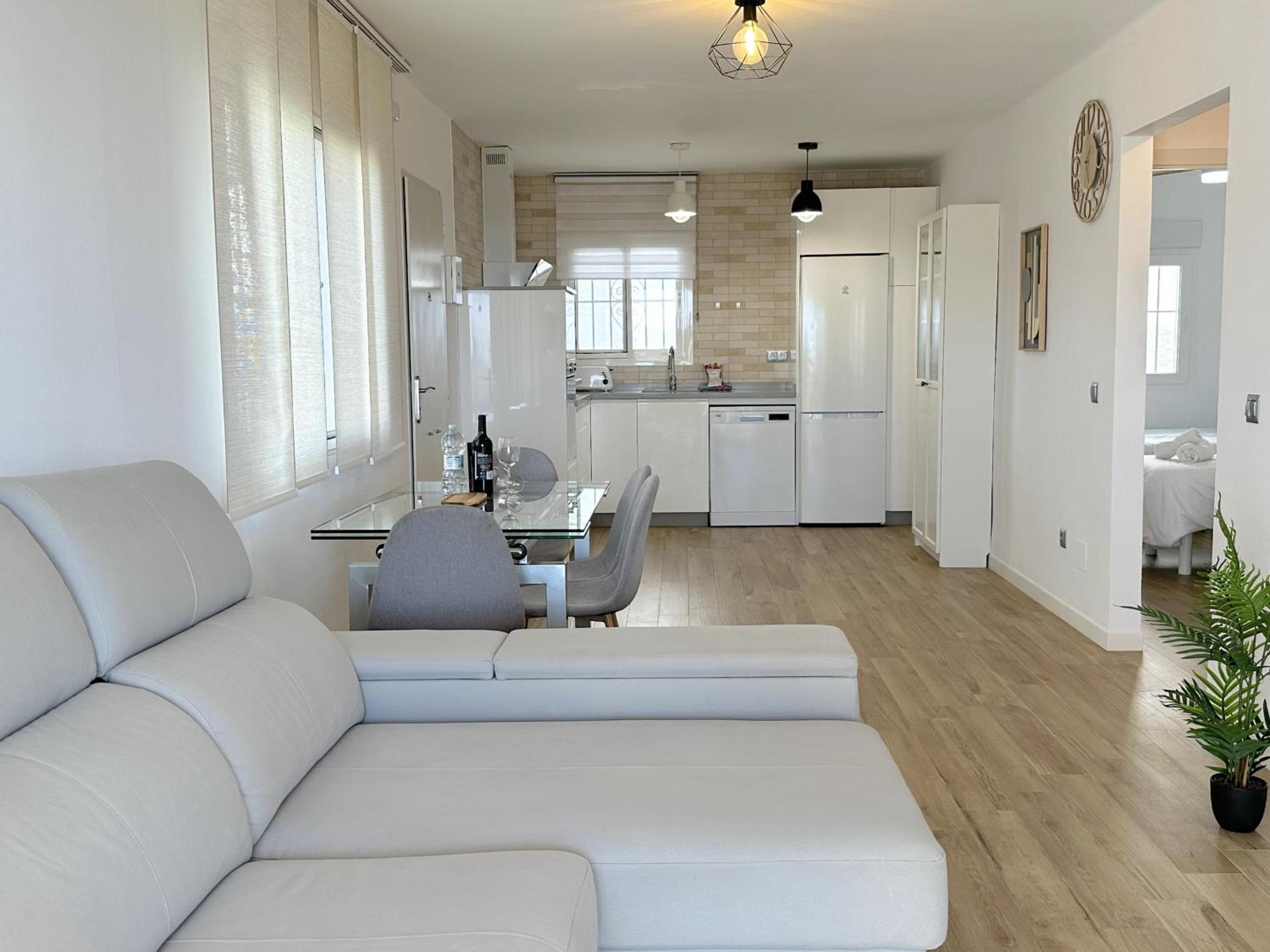 Two-Bedroom Apartment with Sea View photo 3