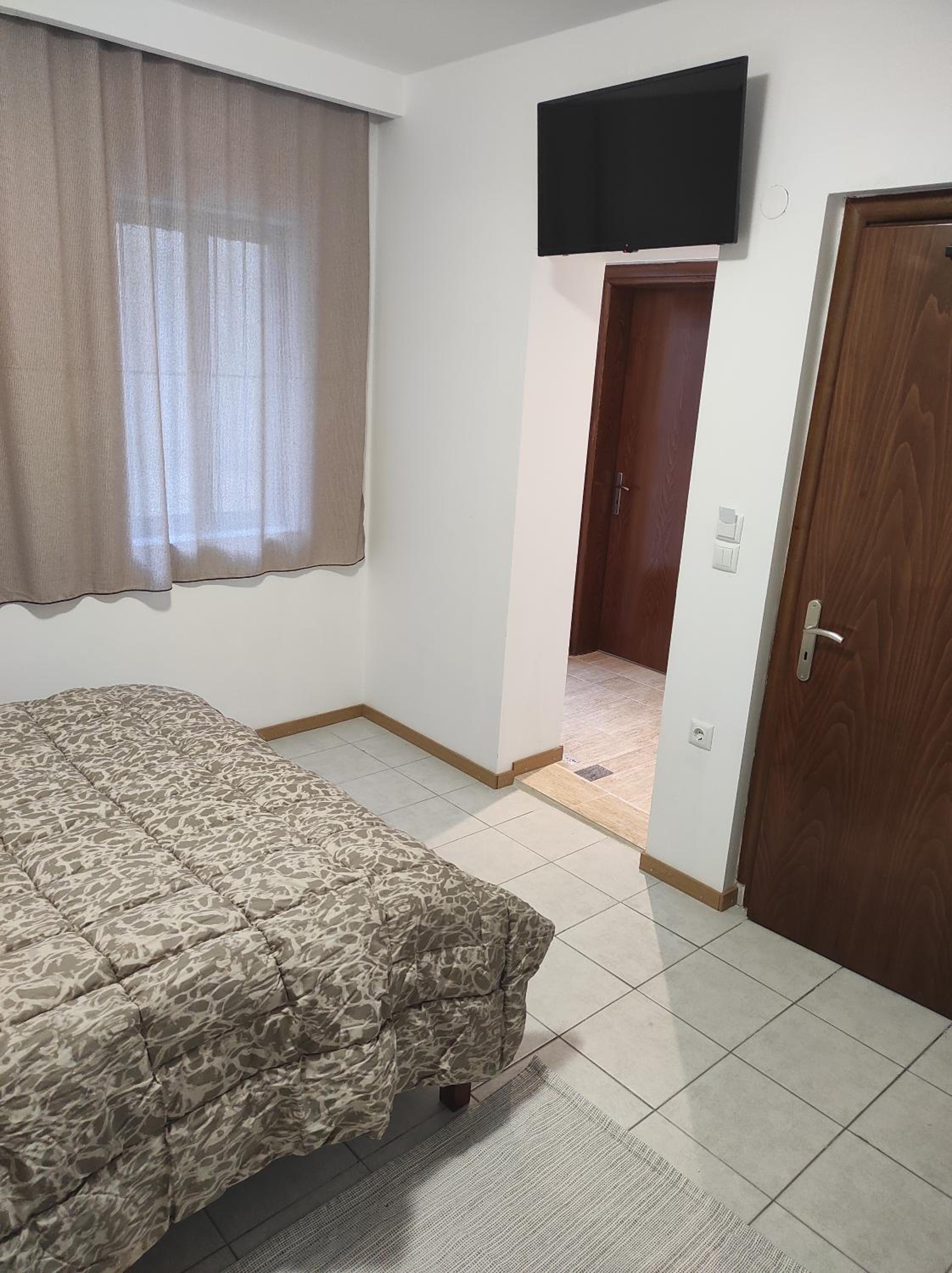 Standard Double or Twin Room with Balcony - Photo 1