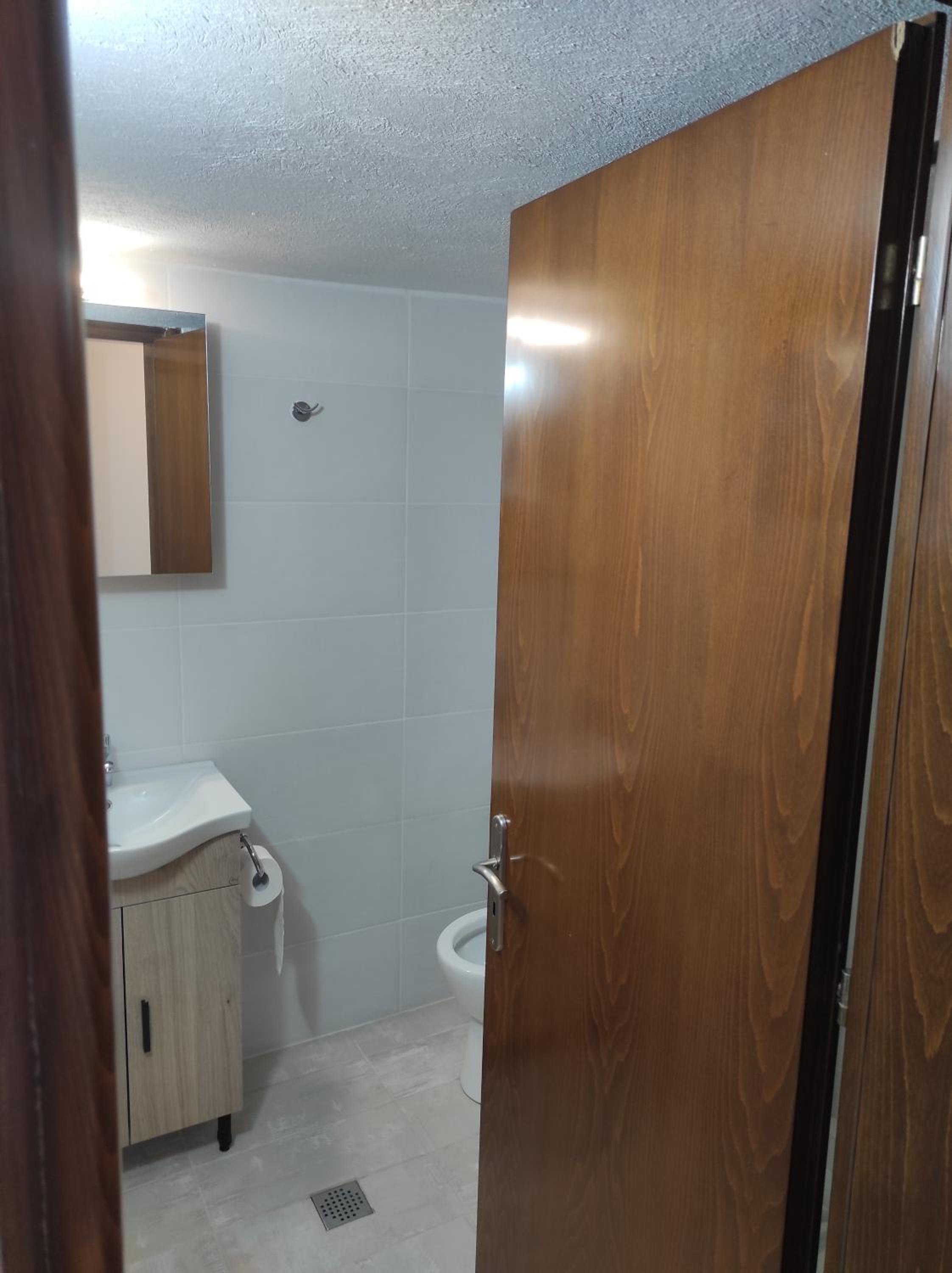 Standard Double or Twin Room with Balcony - Photo 6
