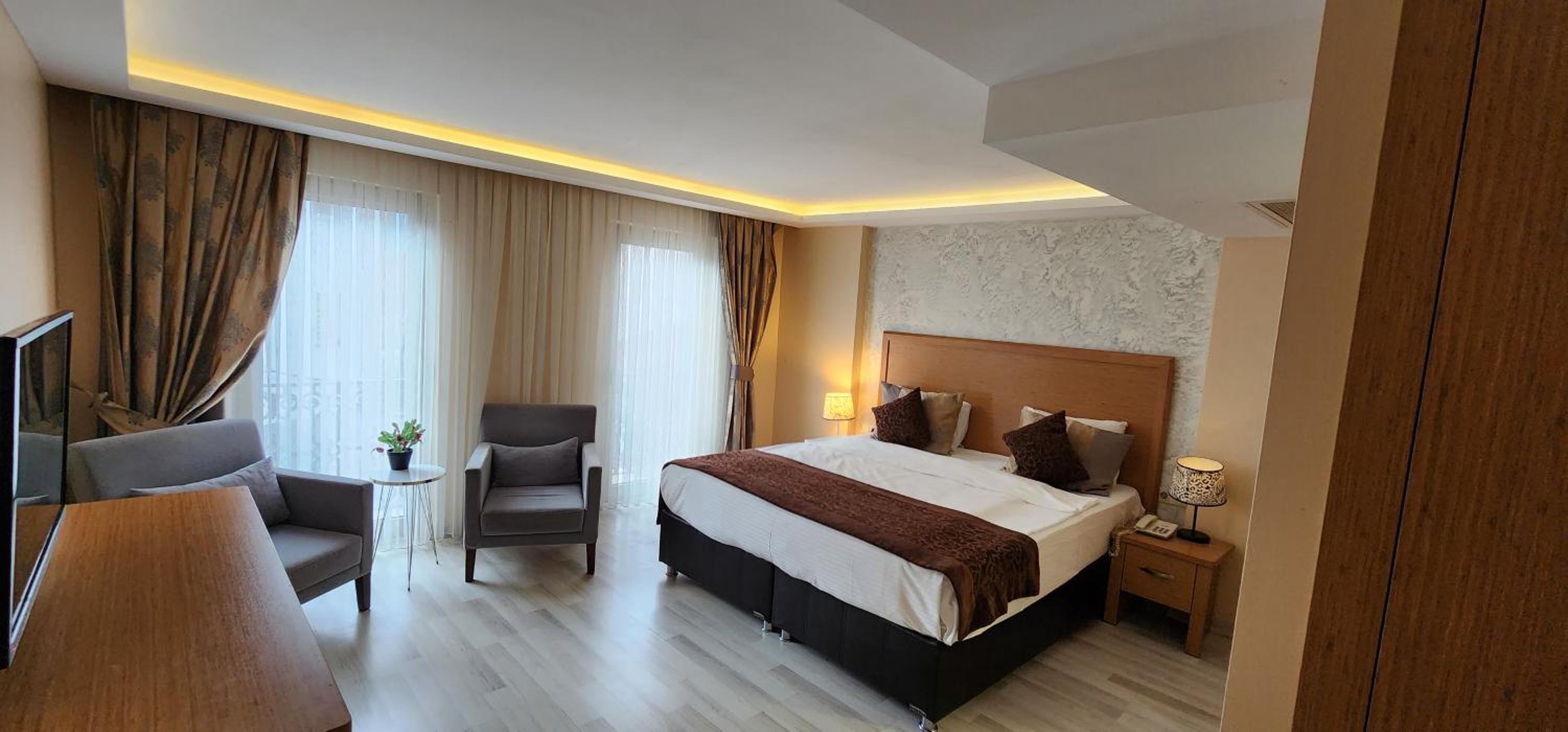 Superior Queen Room photo 3