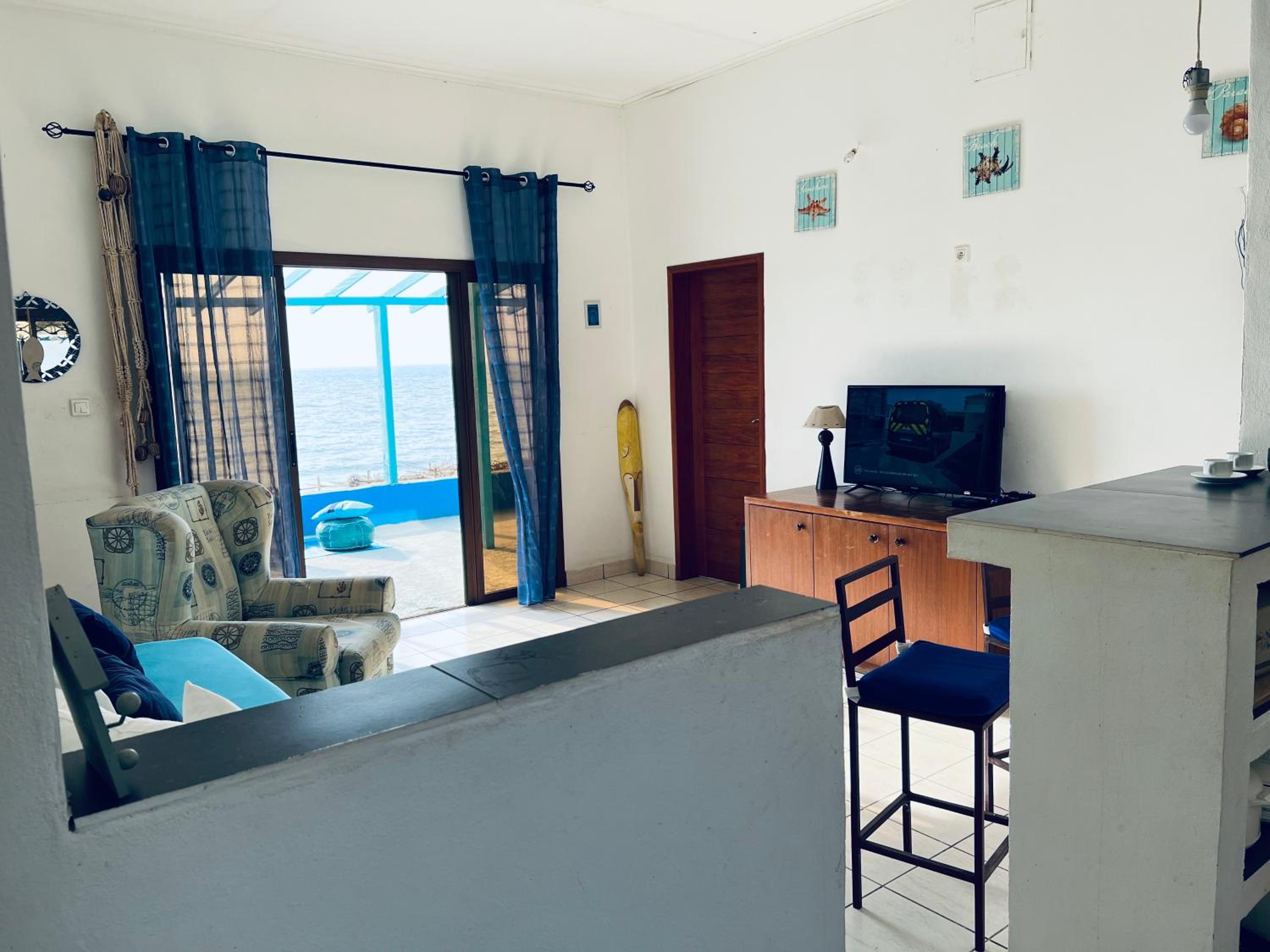 Two-Bedroom House photo 3
