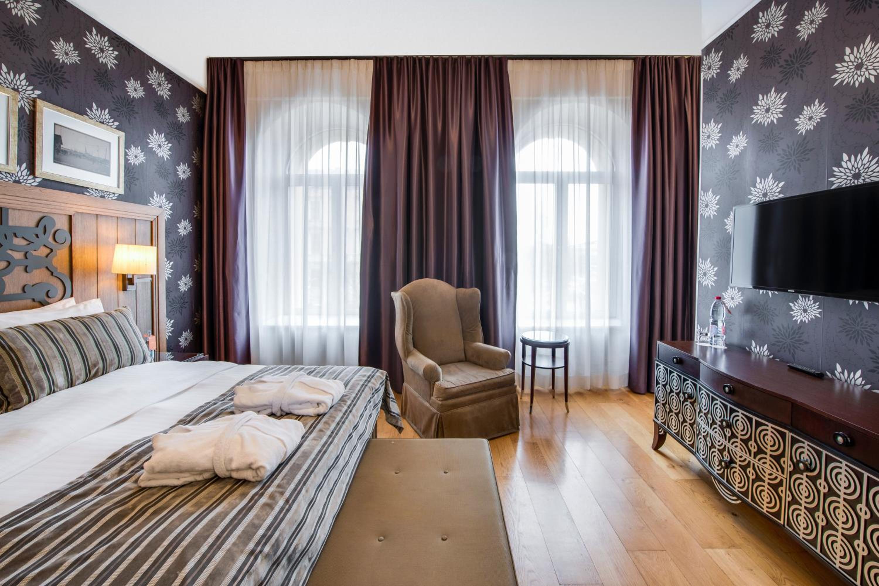 Superior Double Room - Photo 3