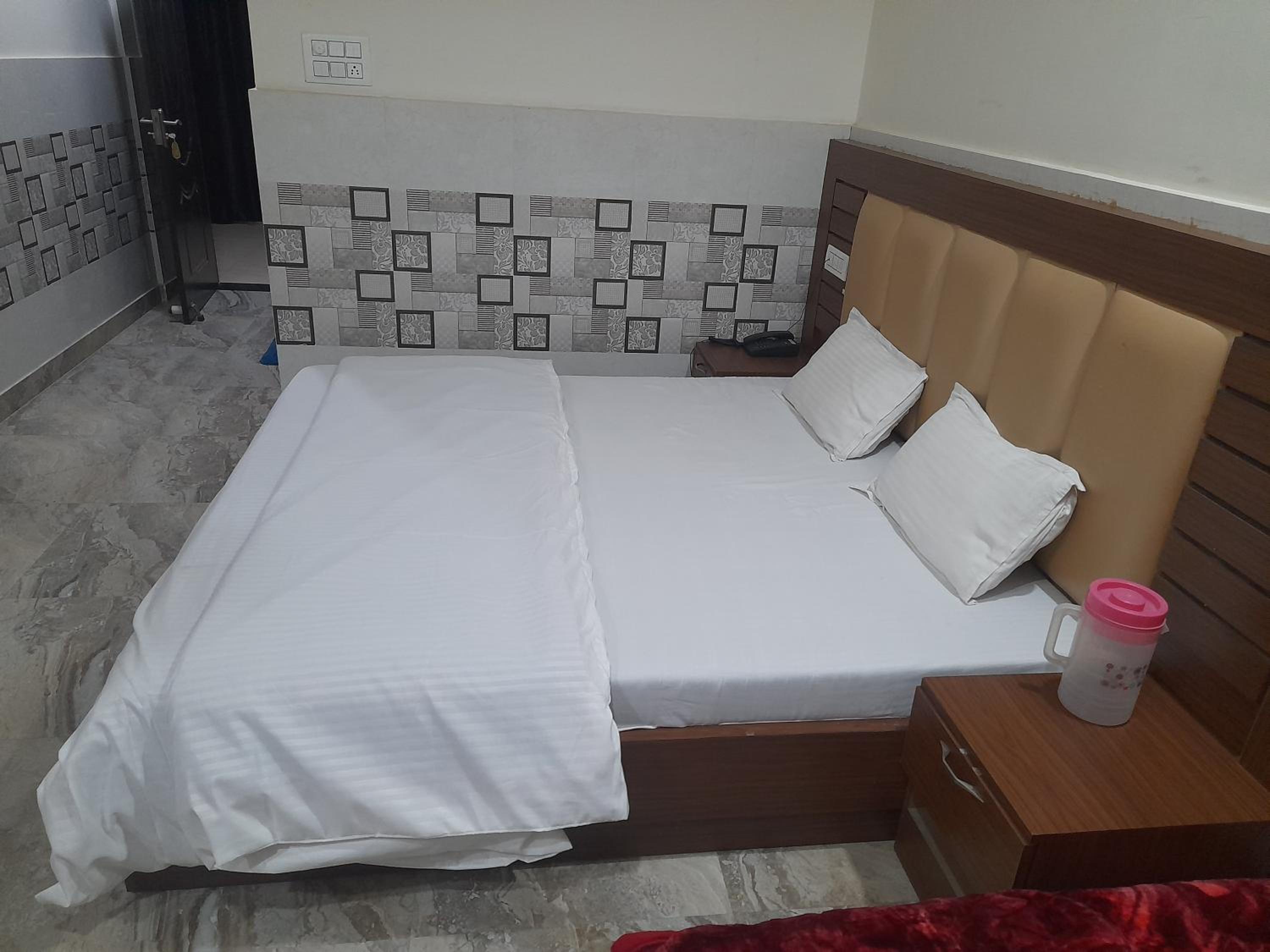 Deluxe Double Room - Photo 3