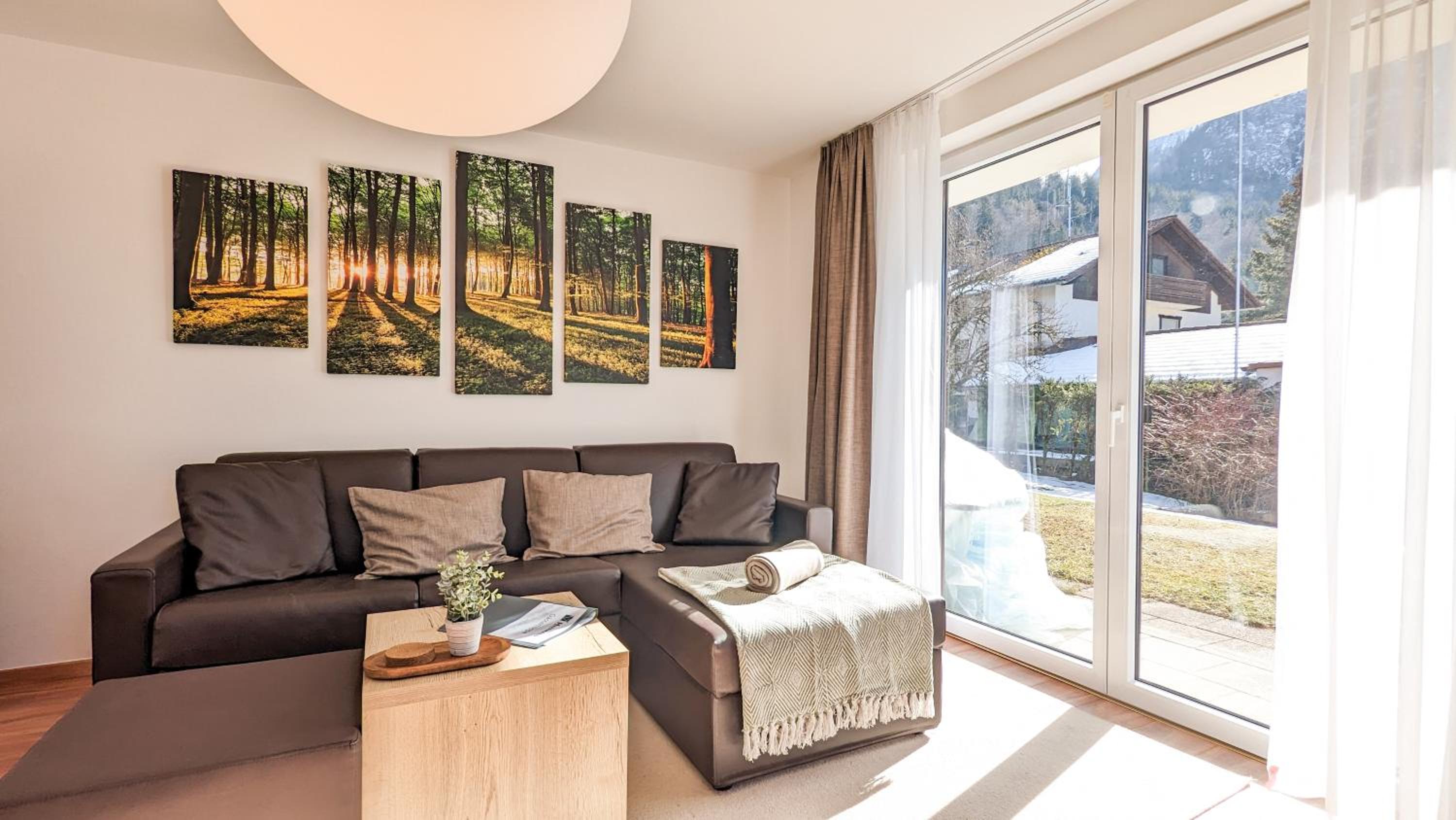 Apartment with Mountain View photo 1