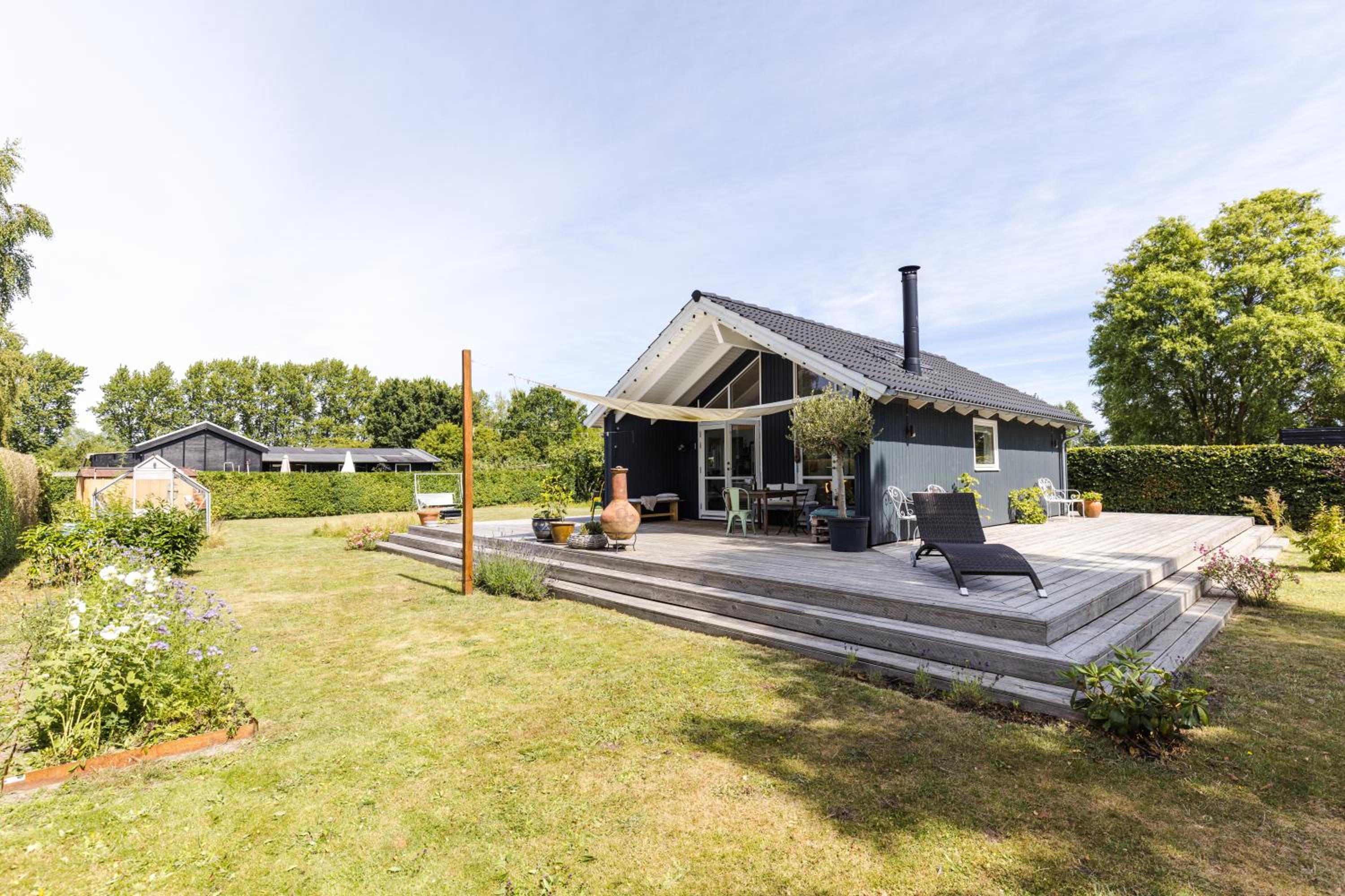 One-Bedroom House with Mezzanine photo 3