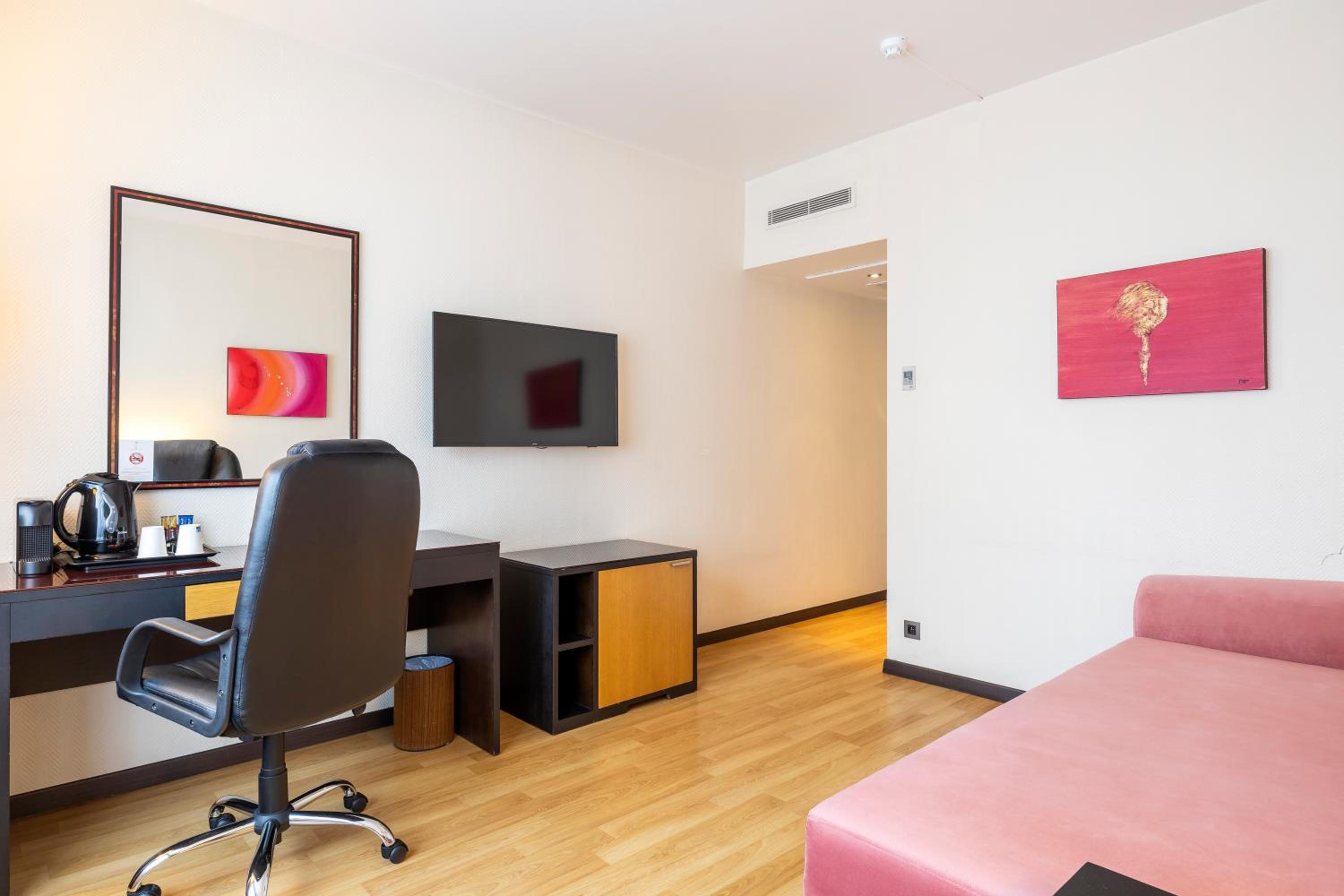 Deluxe Suite
