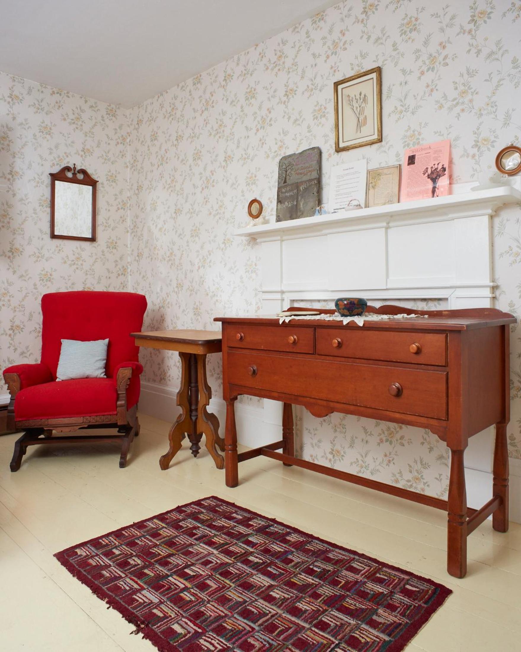 Deluxe Double Room (1 adult + 1 child) photo 2