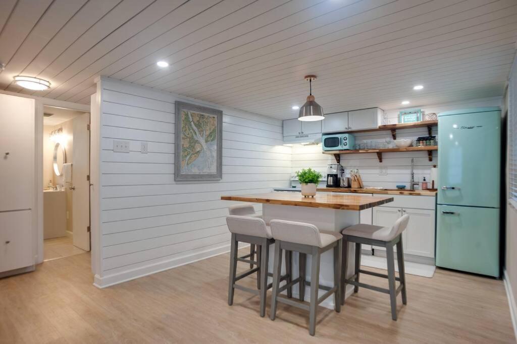 Two-Bedroom House photo 2