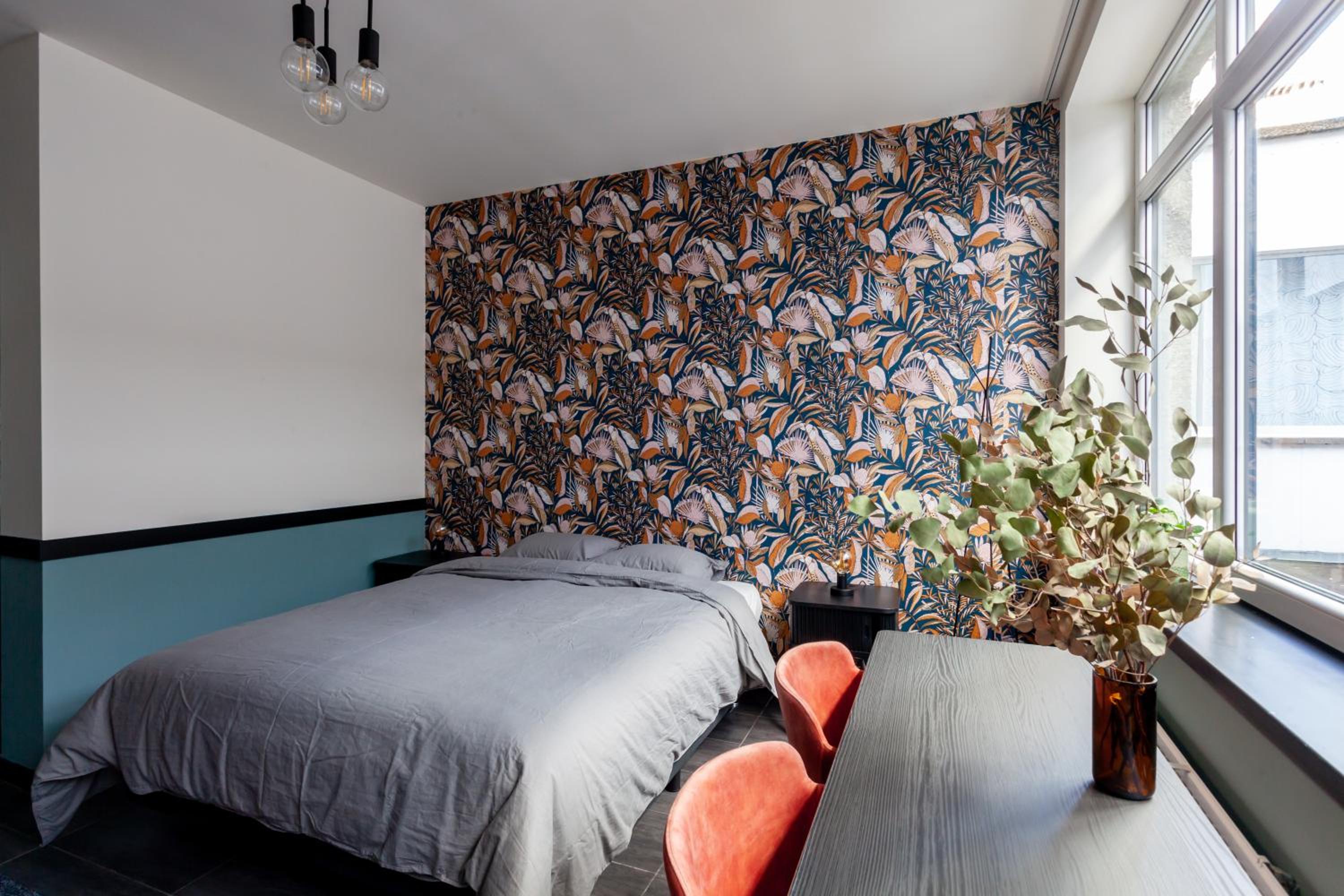 King Studio with Sofa Bed