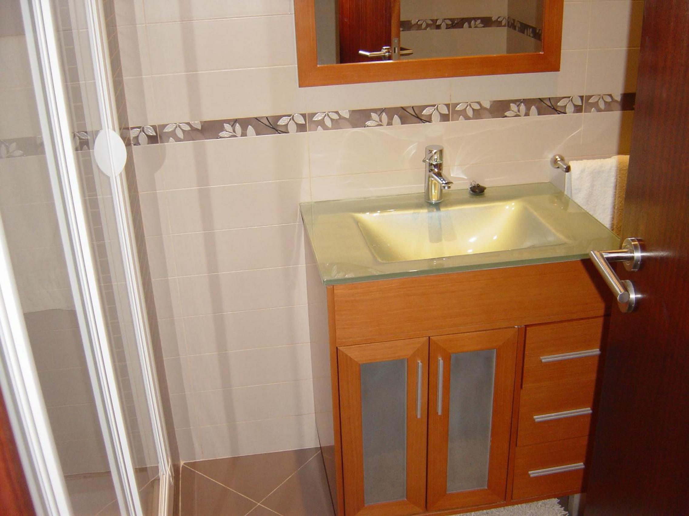 Four-Bedroom House photo 3