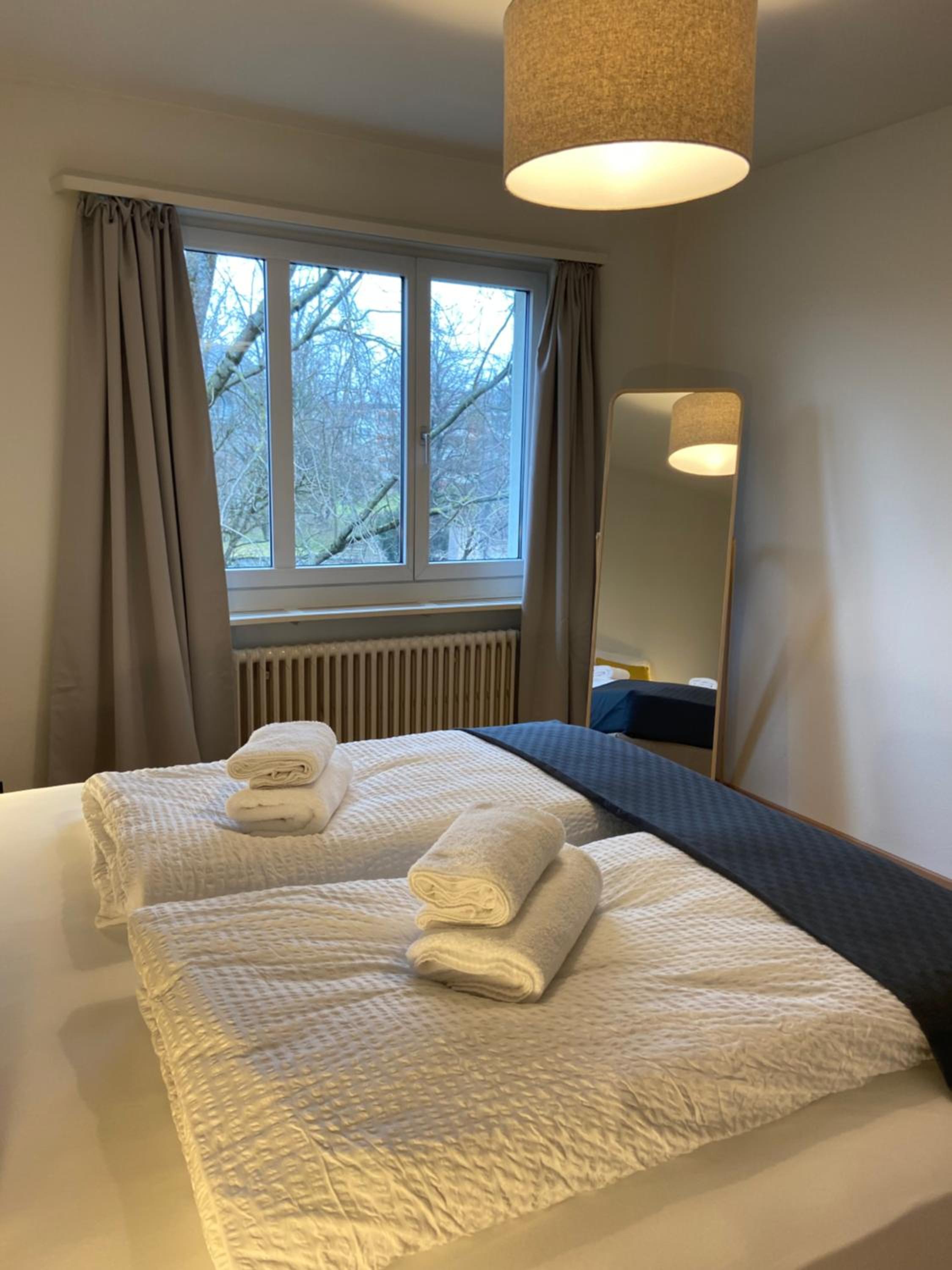 Two-Bedroom Apartment - Photo 3