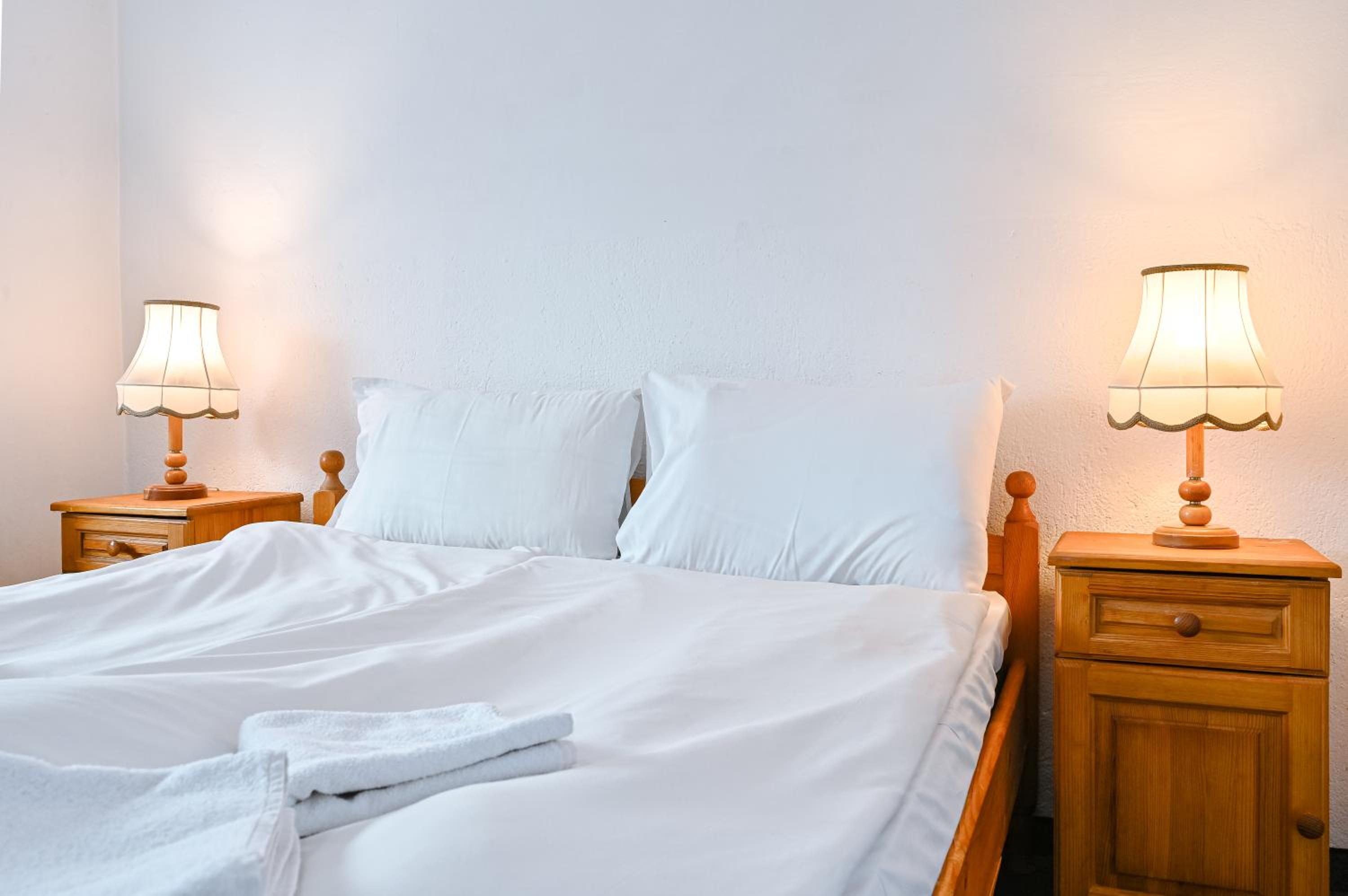 Standard Double Room - Photo 2