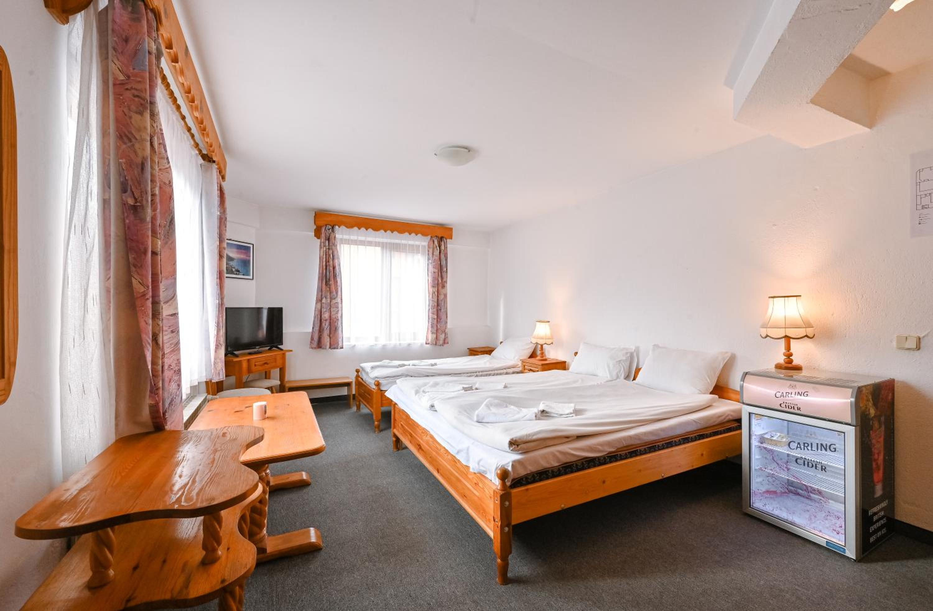 Standard Triple Room - Photo 1