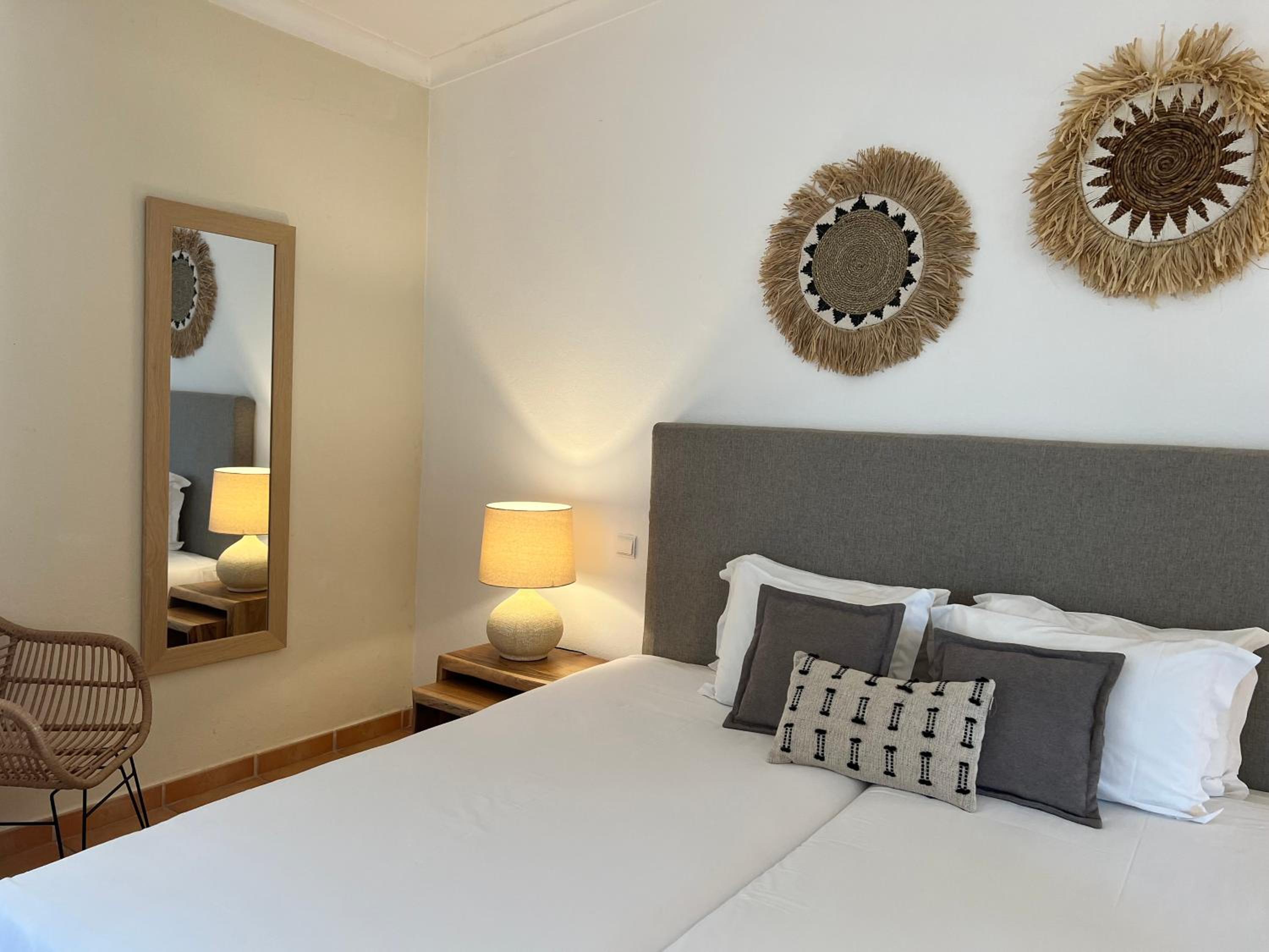 Standard Two-Bedroom Apartment  - Photo 7
