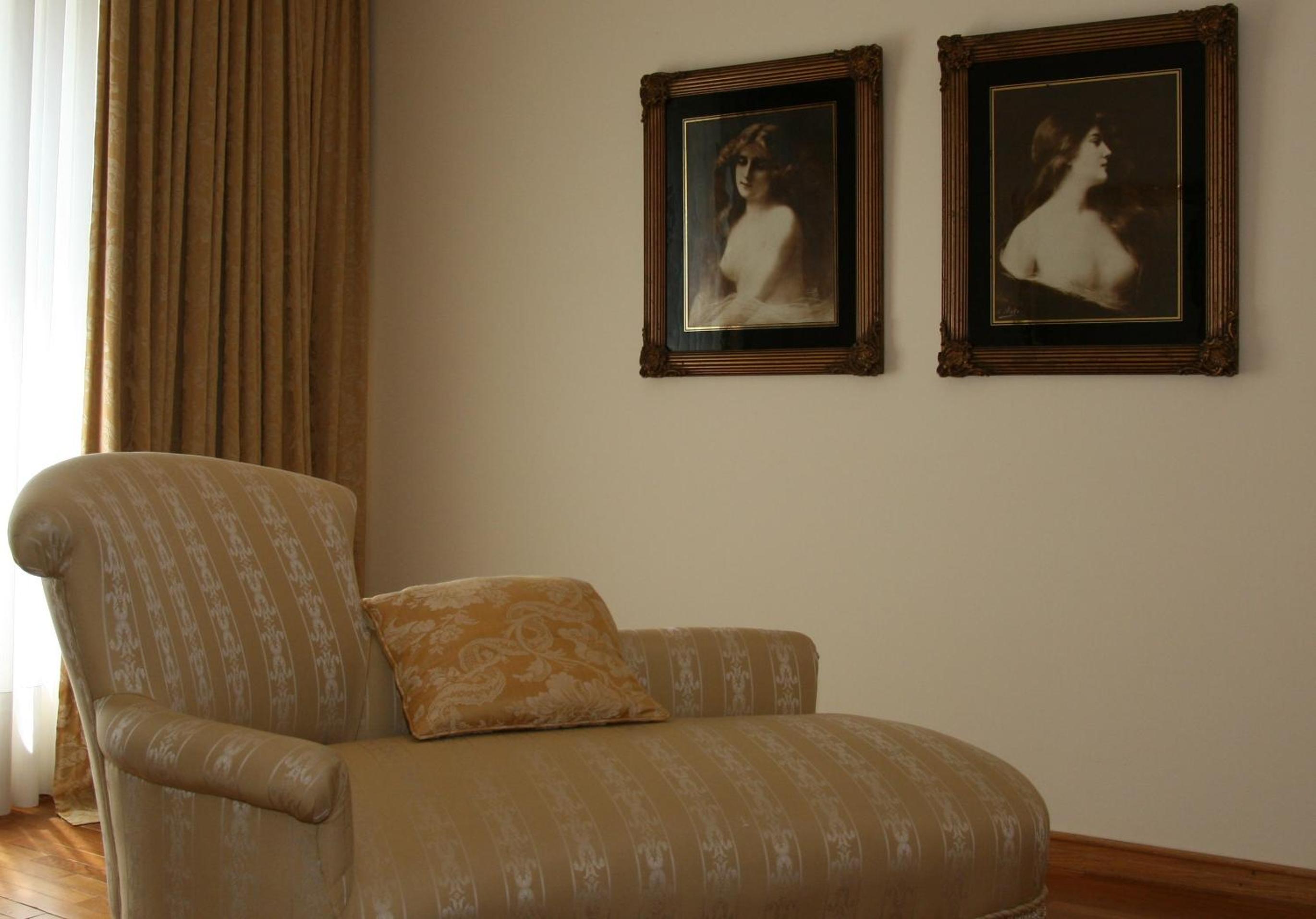 Junior Suite - New Wing - Photo 5